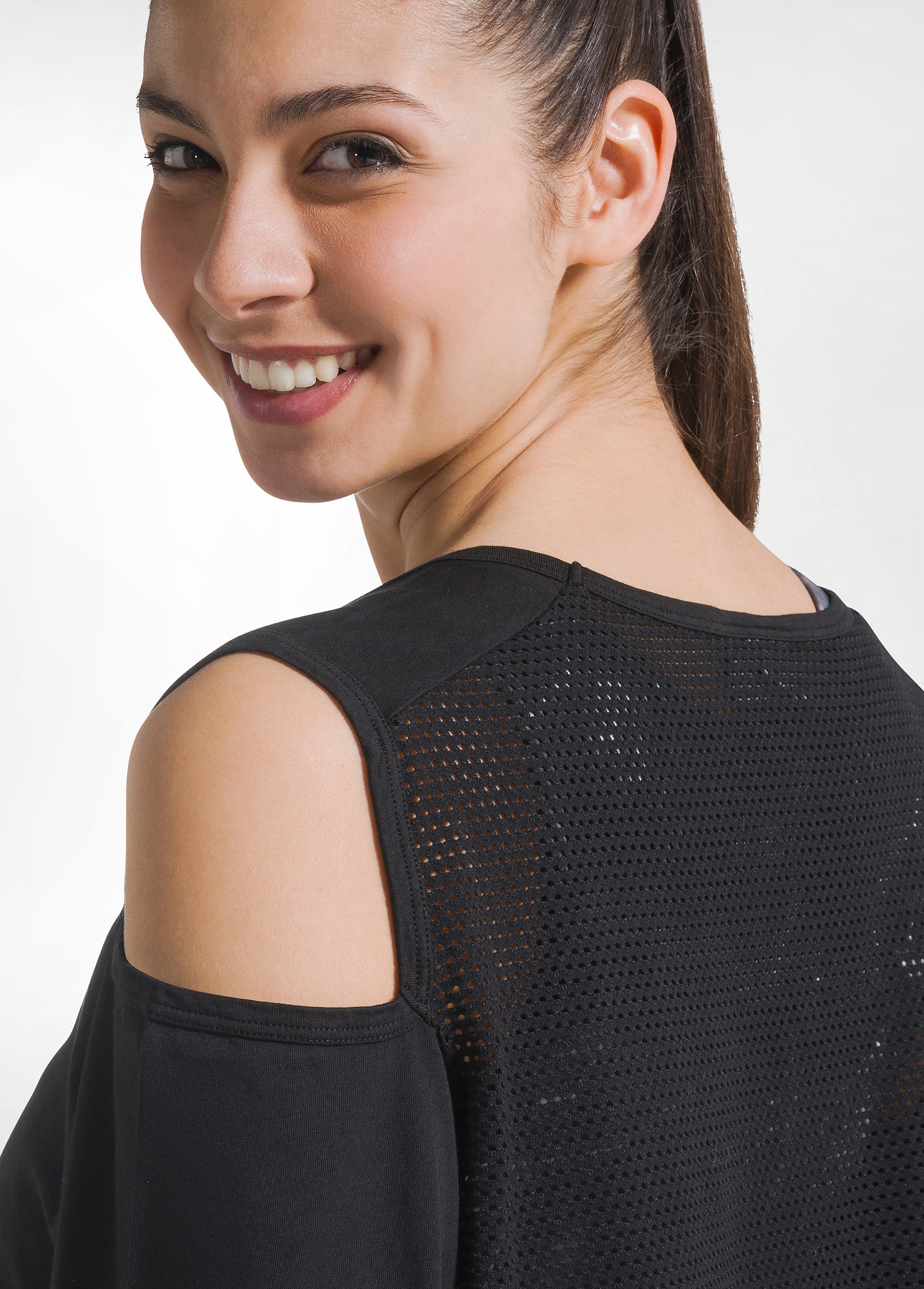 deha-t-shirt-in-jersey-con-dettagli-in-rete-nero image 3