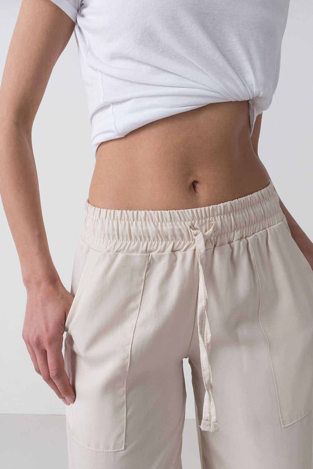 dimensione-danza-pantalone-7-8-in-tencel-con-coulisse-linea-morbida-dritta image 4