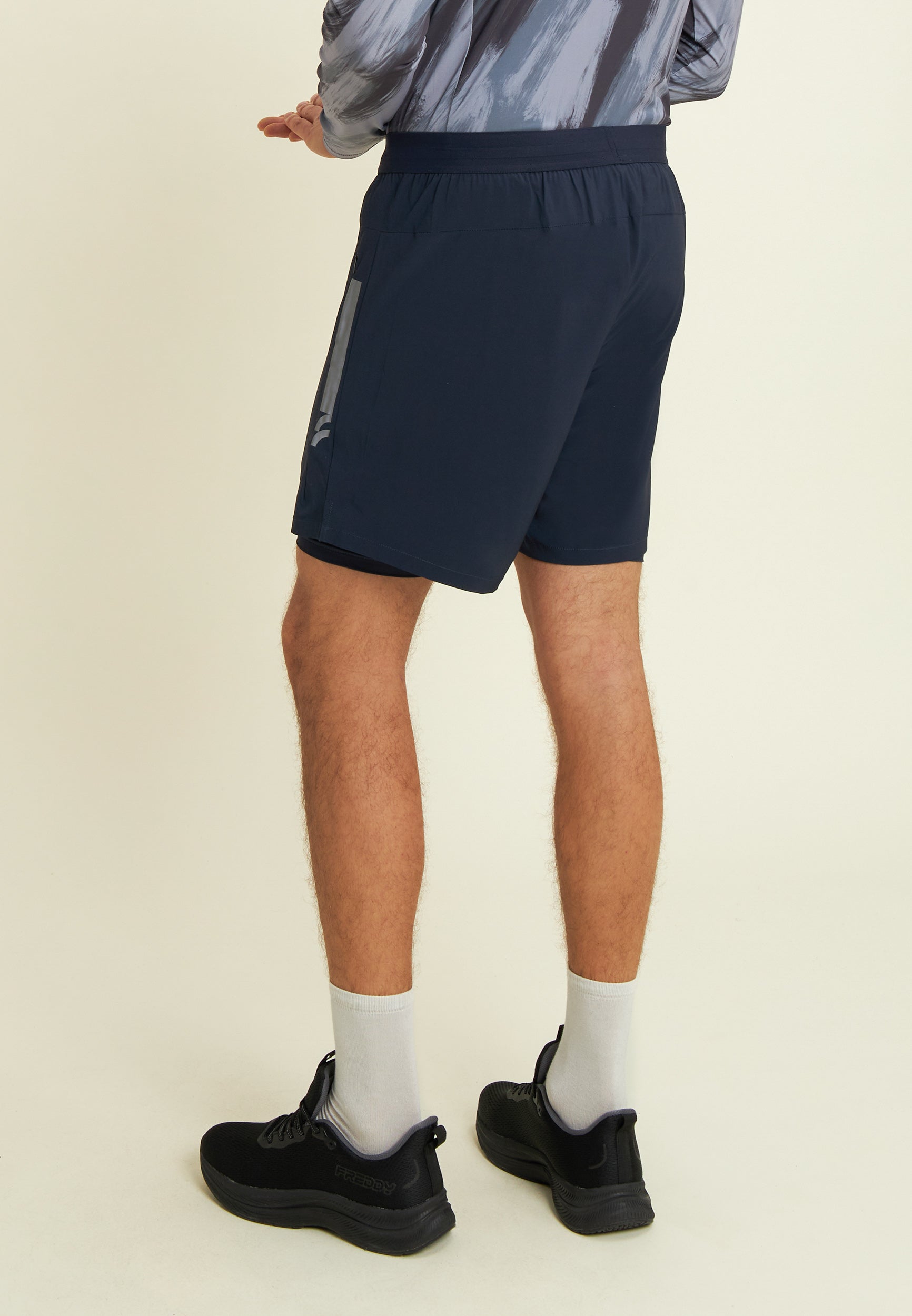 freddy-pantaloni-corti-uomo-slim-met-coscia-con-spacchi-laterali image 3