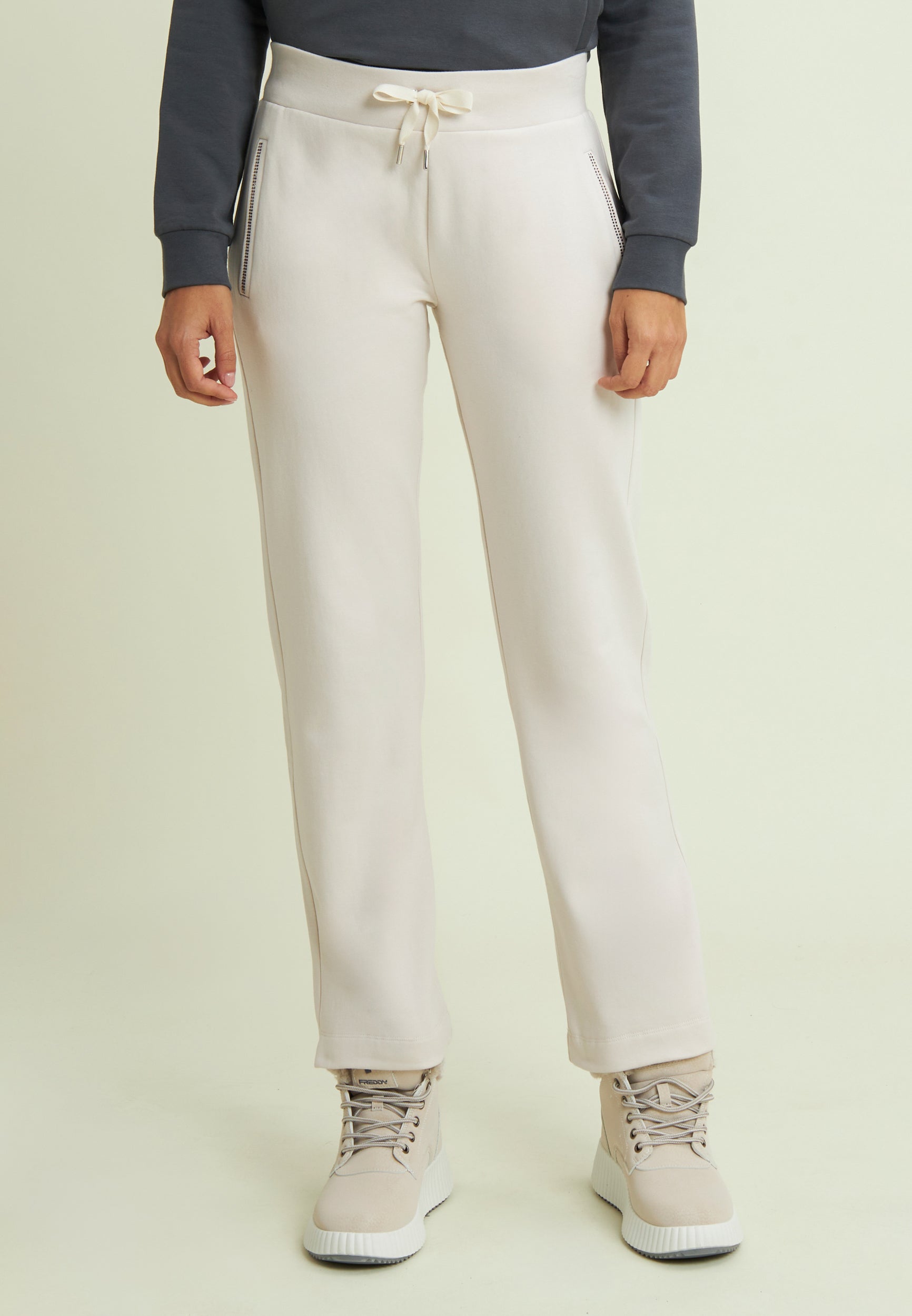 freddy-pantaloni-sportivi-donna-gamba-dritta-con-dettagli-luminosi image 1