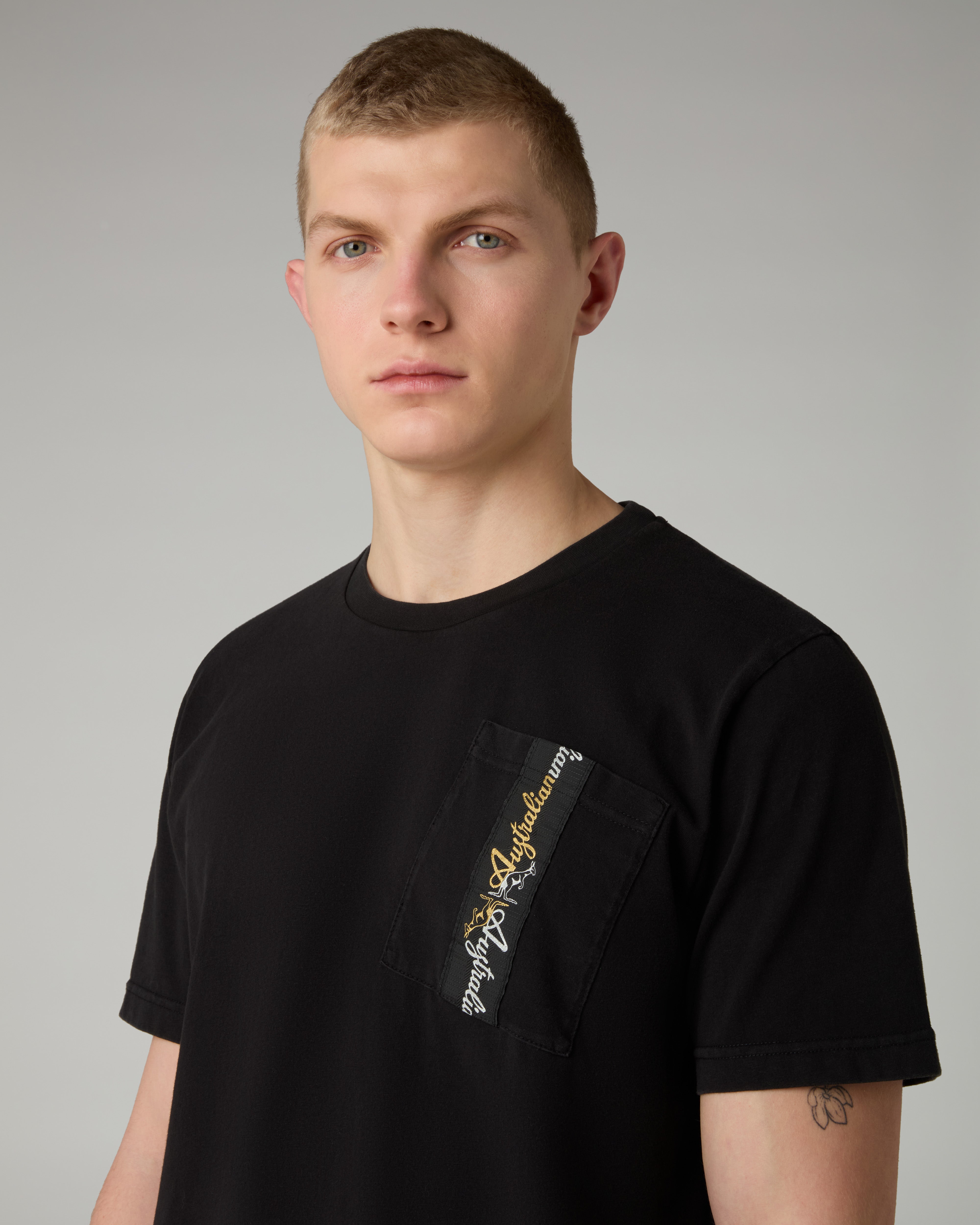 australian-tape-pocket-t-shirt-in-cotone image 4