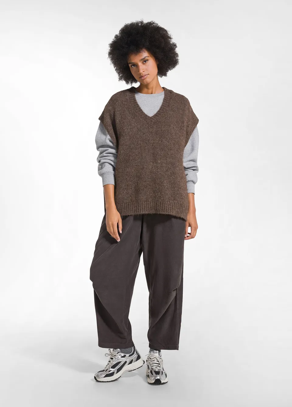 deha-pantalone-balloon-in-velluto-mille-righe-marrone-d52357 image 1