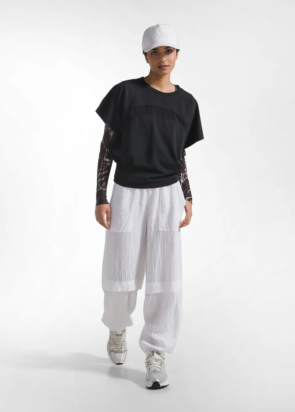 deha-jogger-ampi-viscosa-crinkle-iron-free-bianco image 1