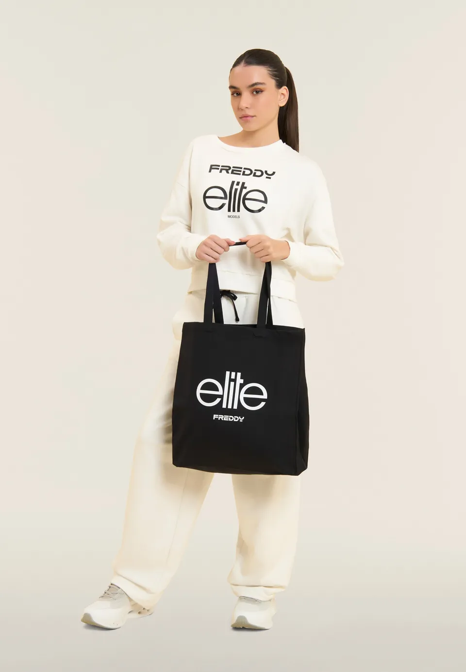 freddy-shopper-unisex-elite-x-freddy-in-canvas-nero image 1