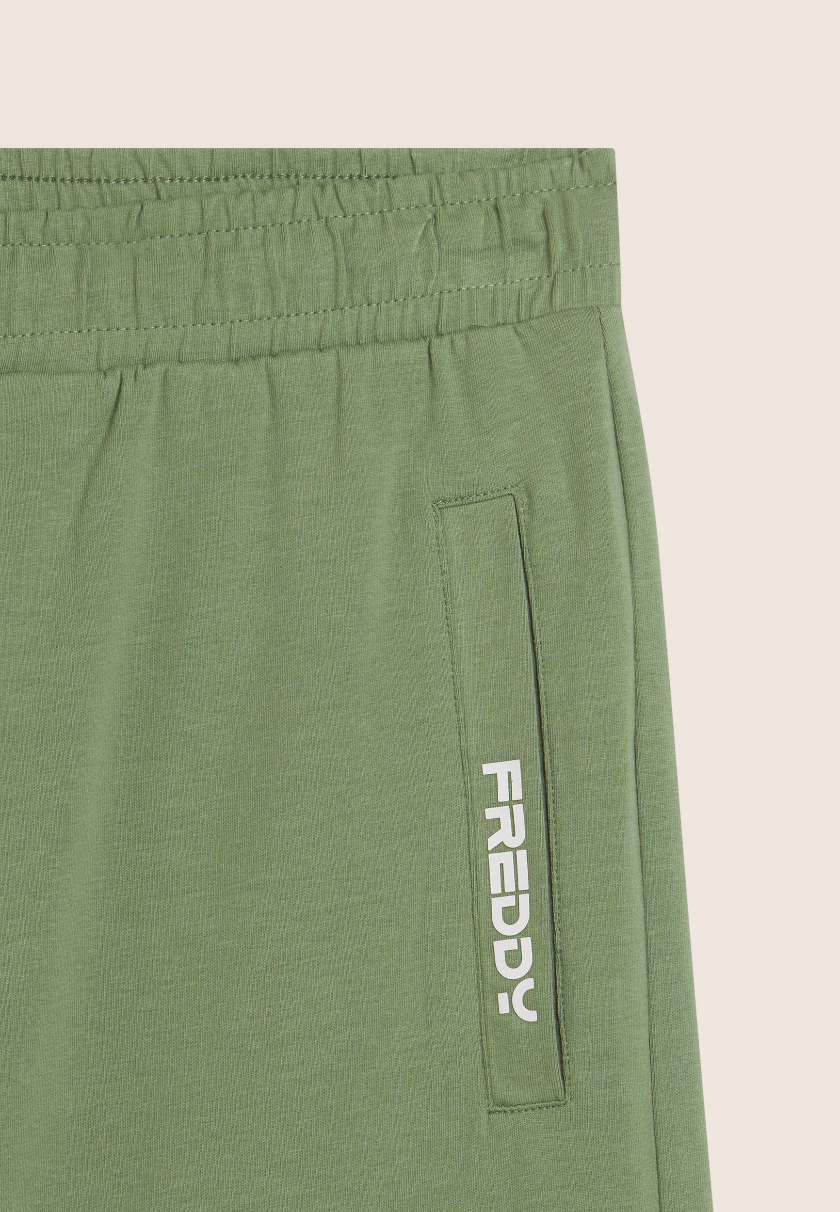 freddy-pantaloni-corti-in-jersey-stretch-con-taschino image 8