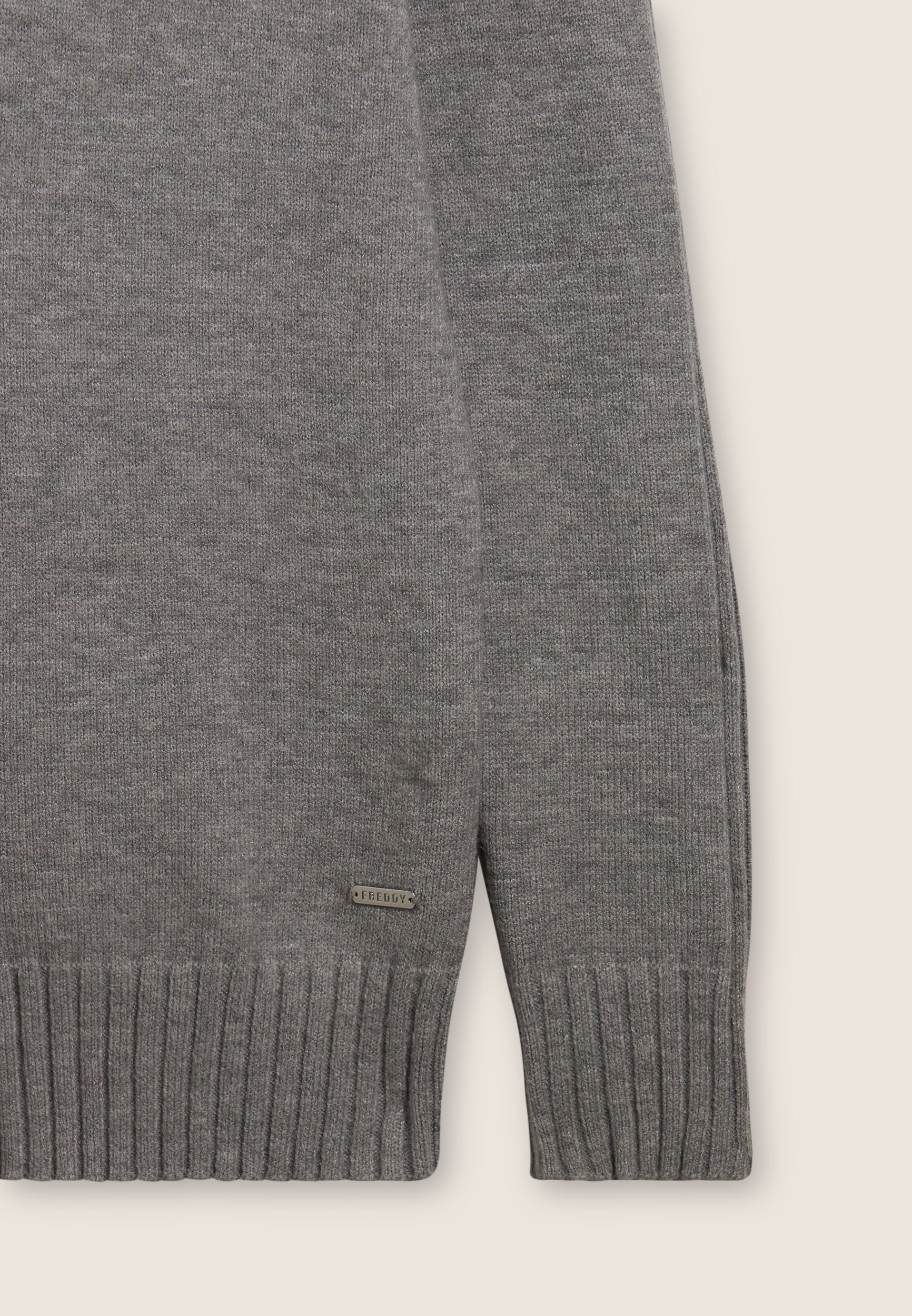 freddy-maglia-donna-tricot-con-cappuccio-e-treccia-frontale image 7
