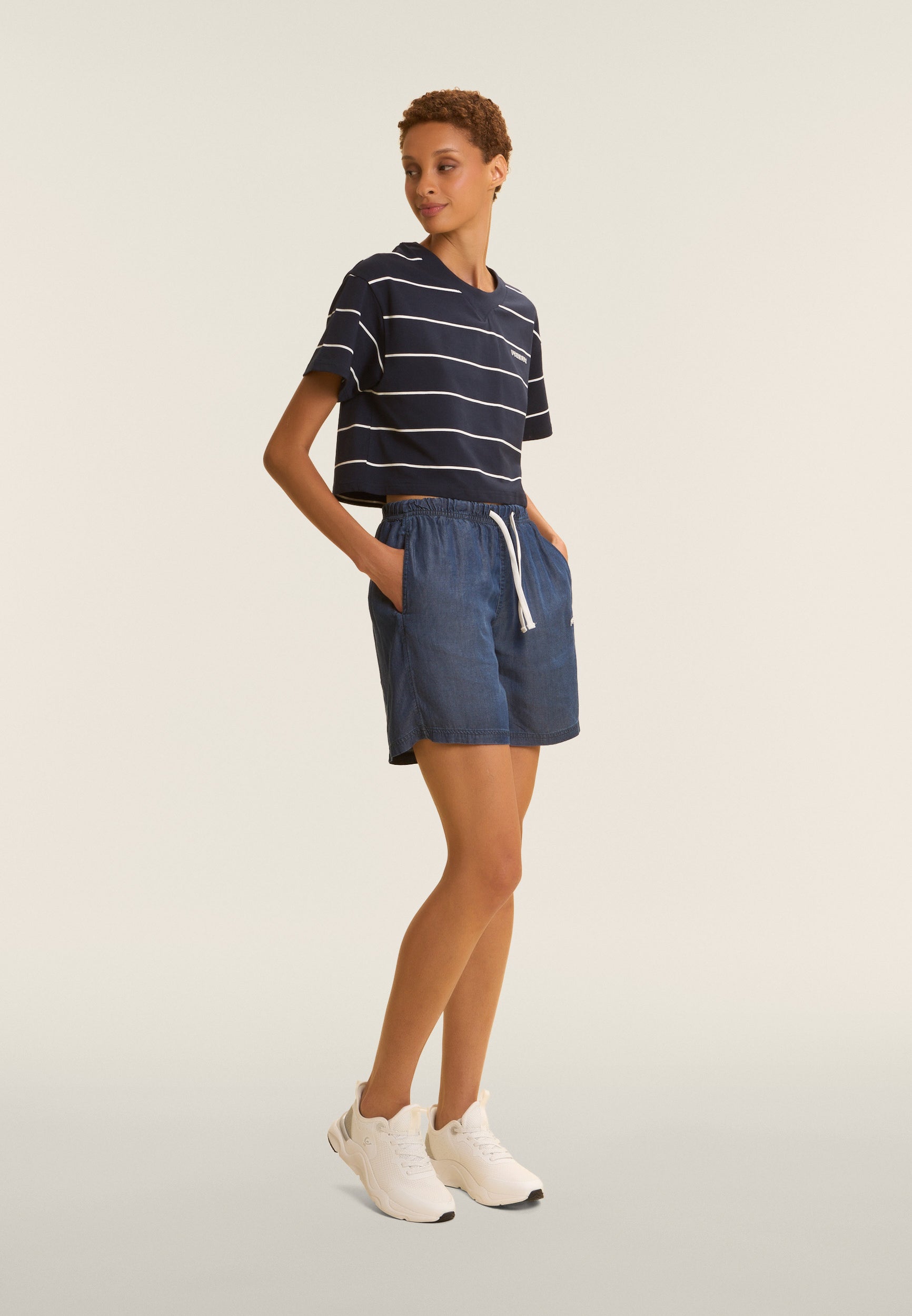 freddy-pantaloni-corti-in-chambray-con-coulisse-a-contrasto image 2