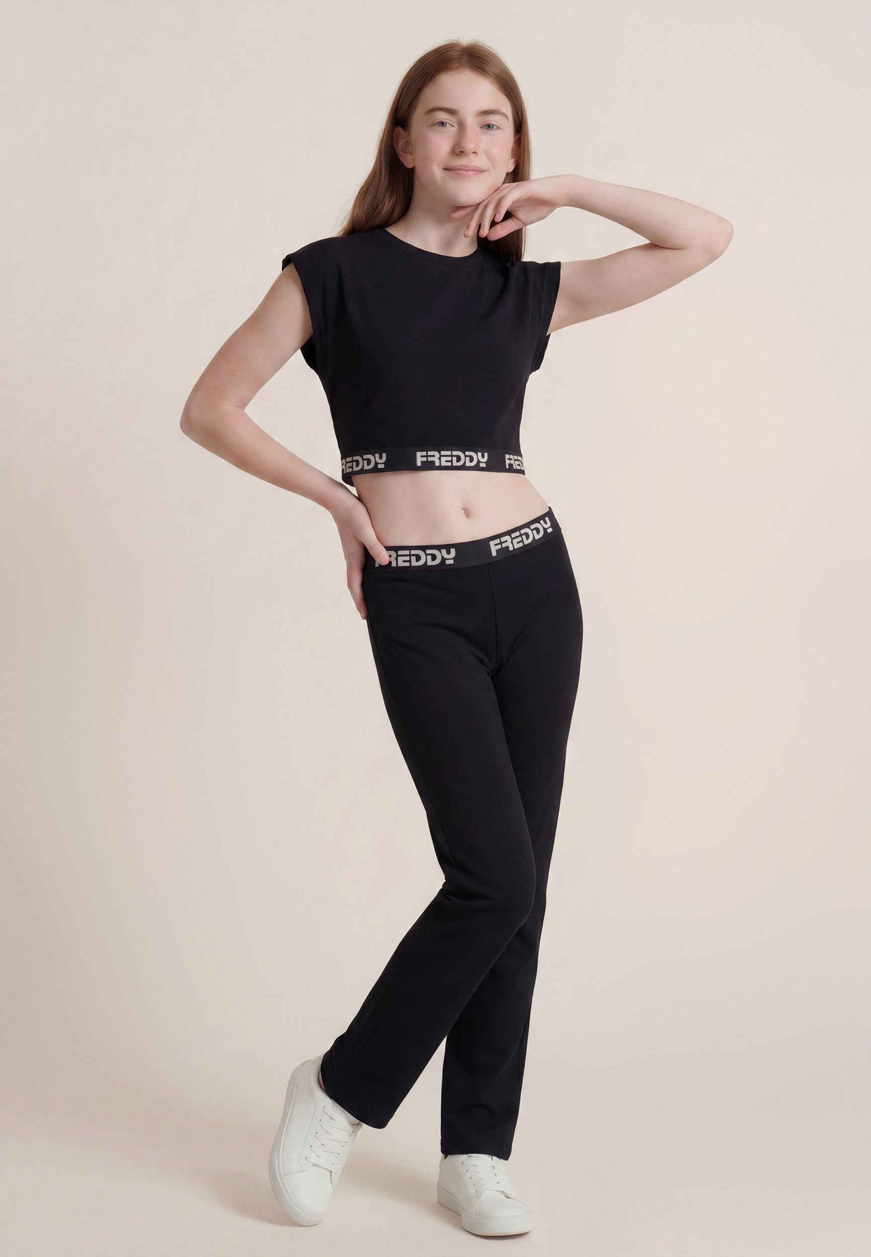 freddy-t-shirt-senza-maniche-cropped-bambina-con-elastico-logato image 2