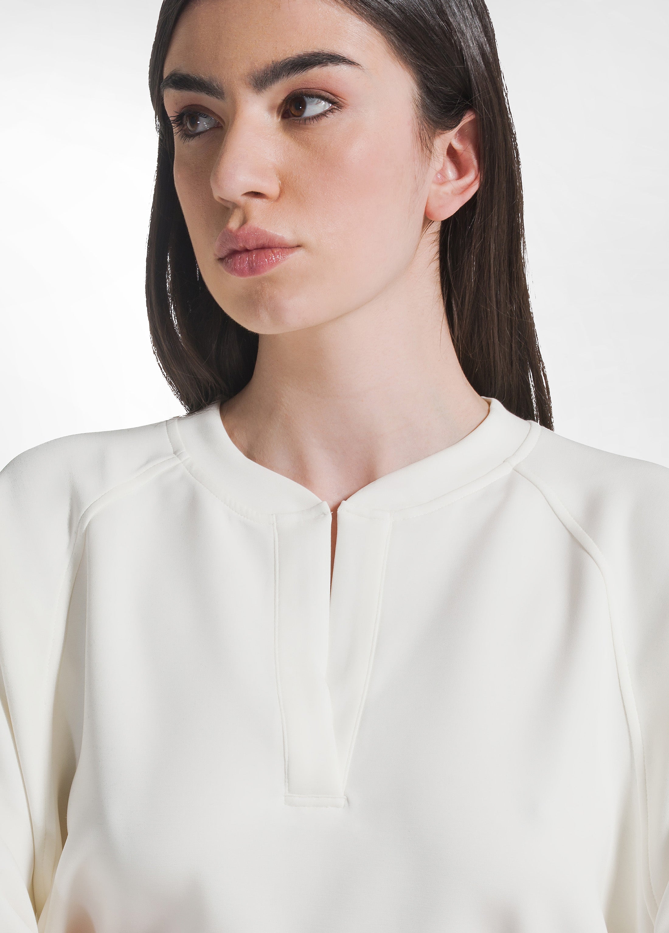 deha-felpa-girocollo-soft-touch-bianco-in-modal image 3