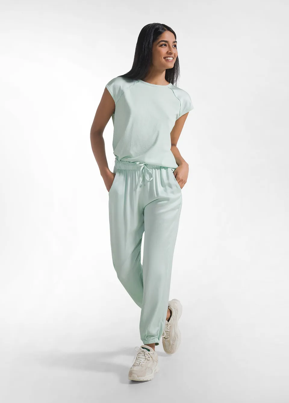 deha-d42455-pantaloni-jogger-in-satin-verde-100-viscosa image 1