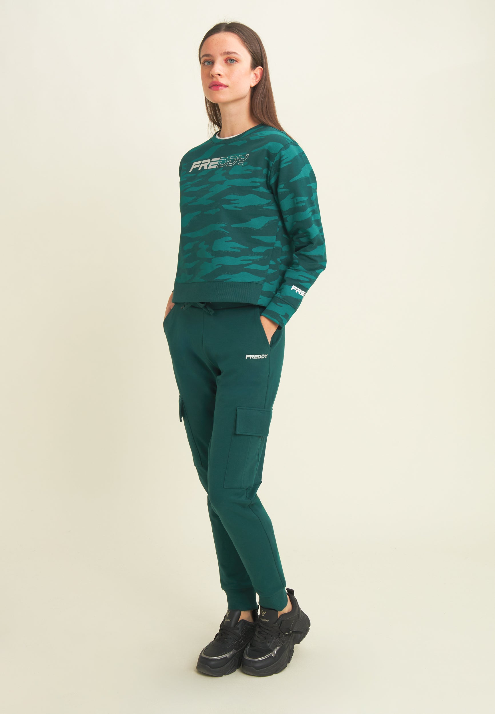 freddy-pantaloni-sportivi-in-felpa-cargo-con-tasconi-laterali image 2