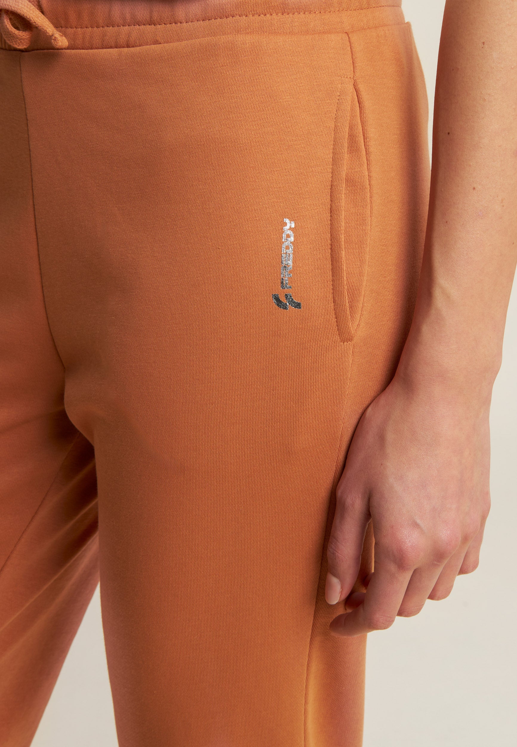 freddy-jogger-regular-fit-in-french-terry-con-logo-laterale image 4