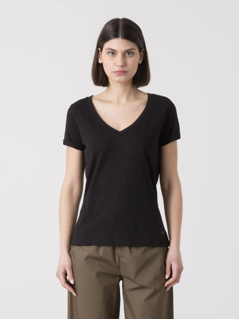 dimensione-danza-t-shirt-donna-in-slub-jersey-con-scollo-a-v image 1
