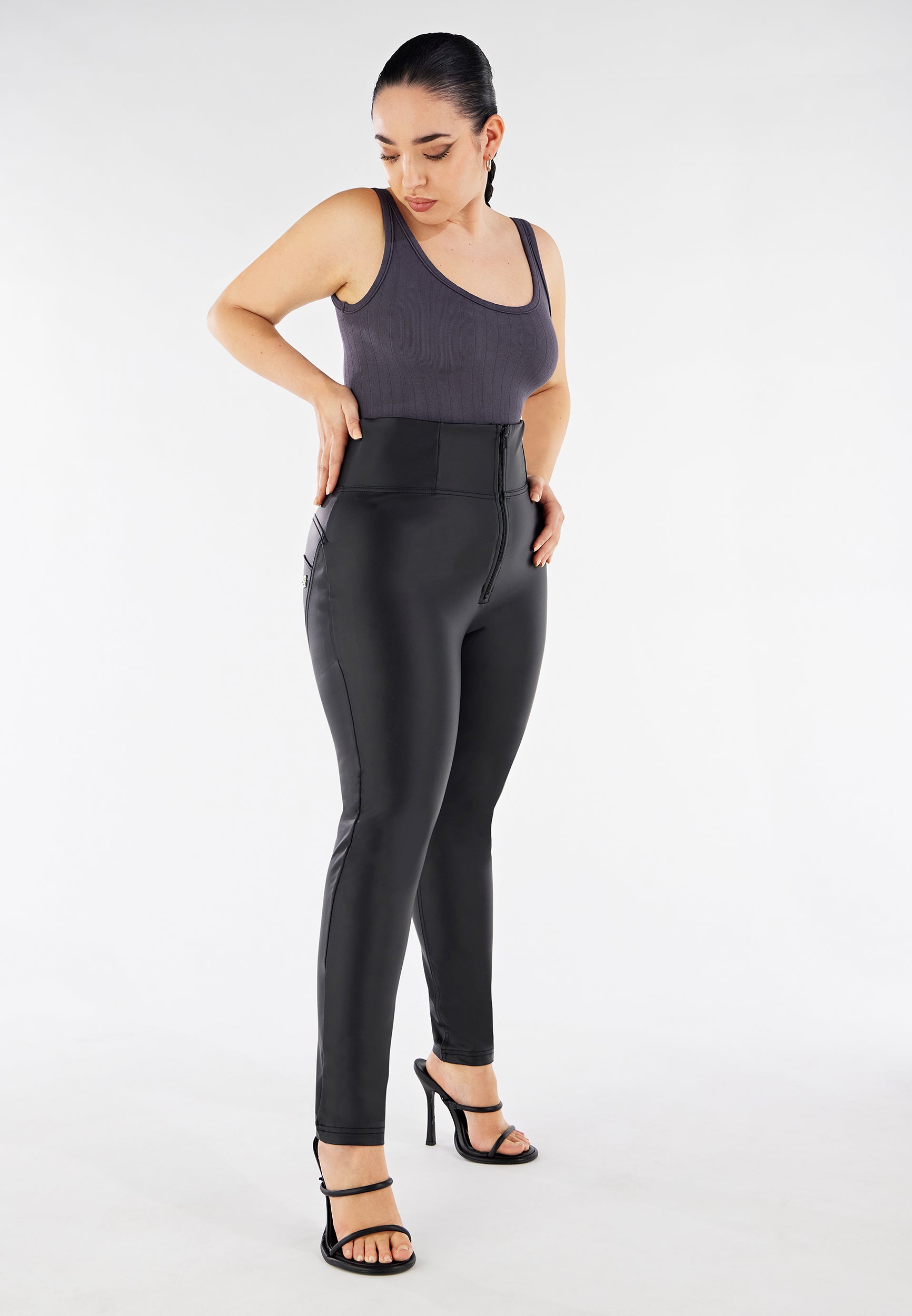 freddy-pantaloni-push-up-wr-up-curvy-7-8-superskinny-in-similpelle image 7