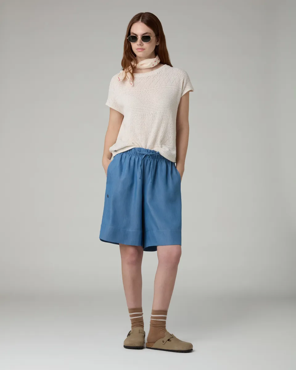 australian-crochet-t-shirt-latte-sportswear image 1