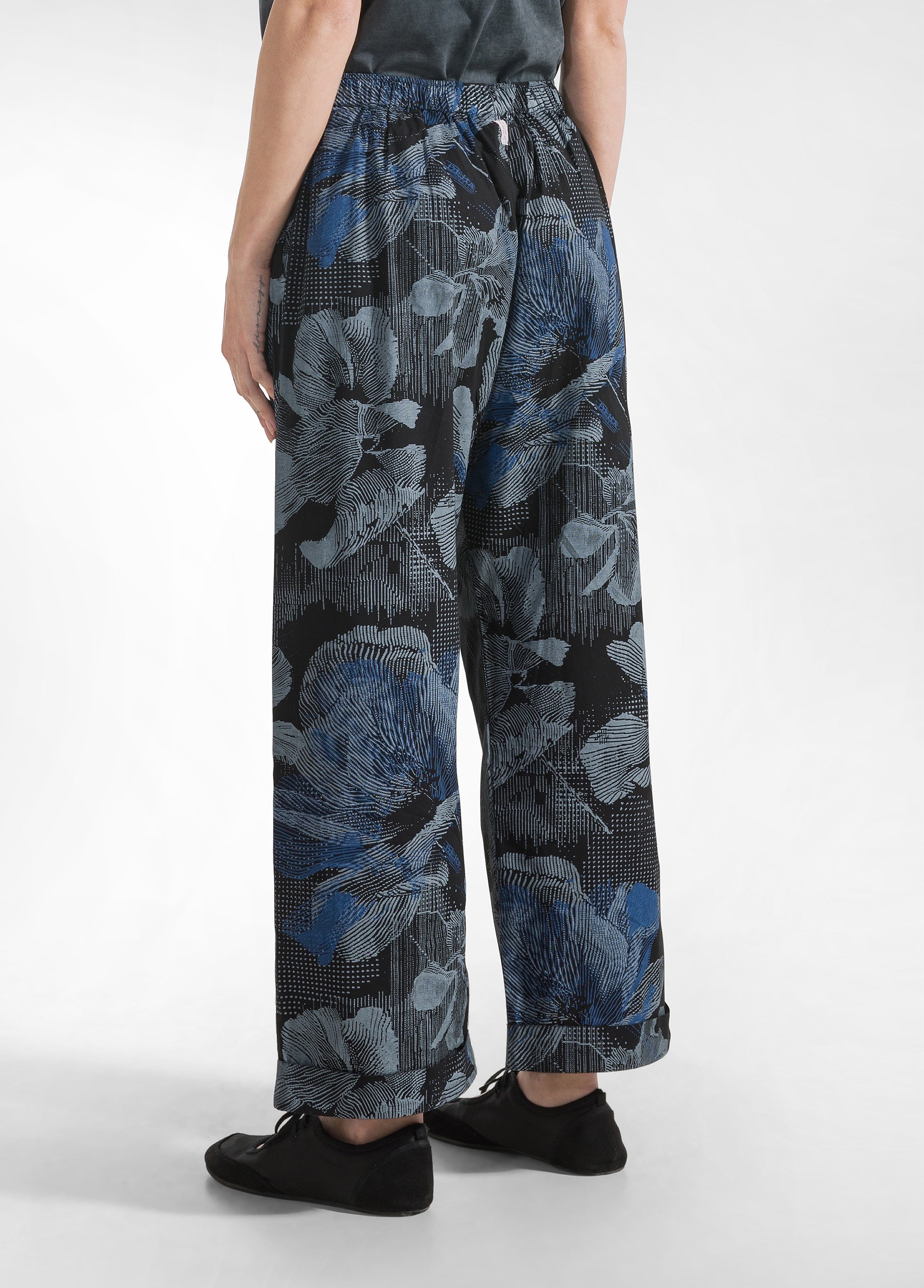 deha-pantalone-relaxed-in-popeline-stampato-nero image 3