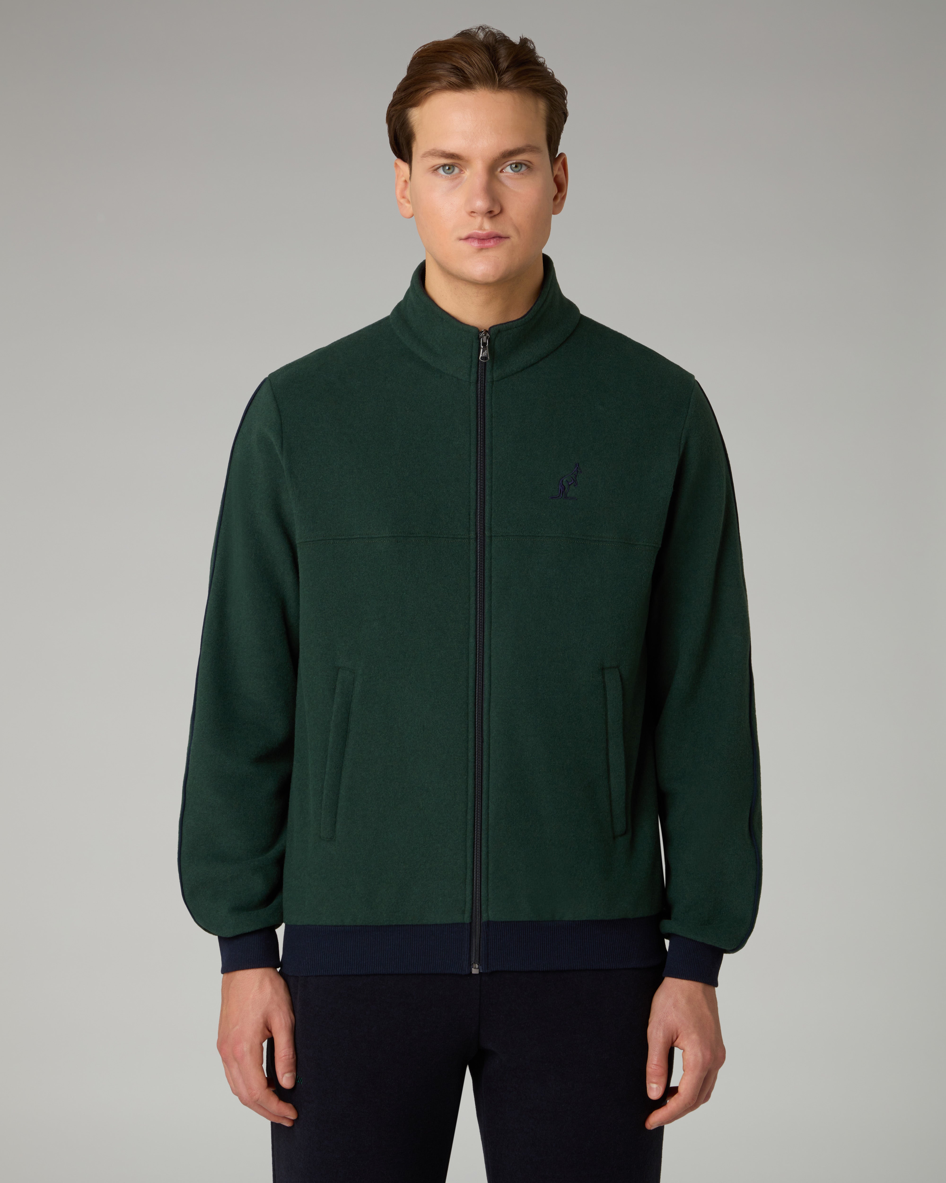 australian-classy-tracksuit-essential-tuta-softech-completa image 4