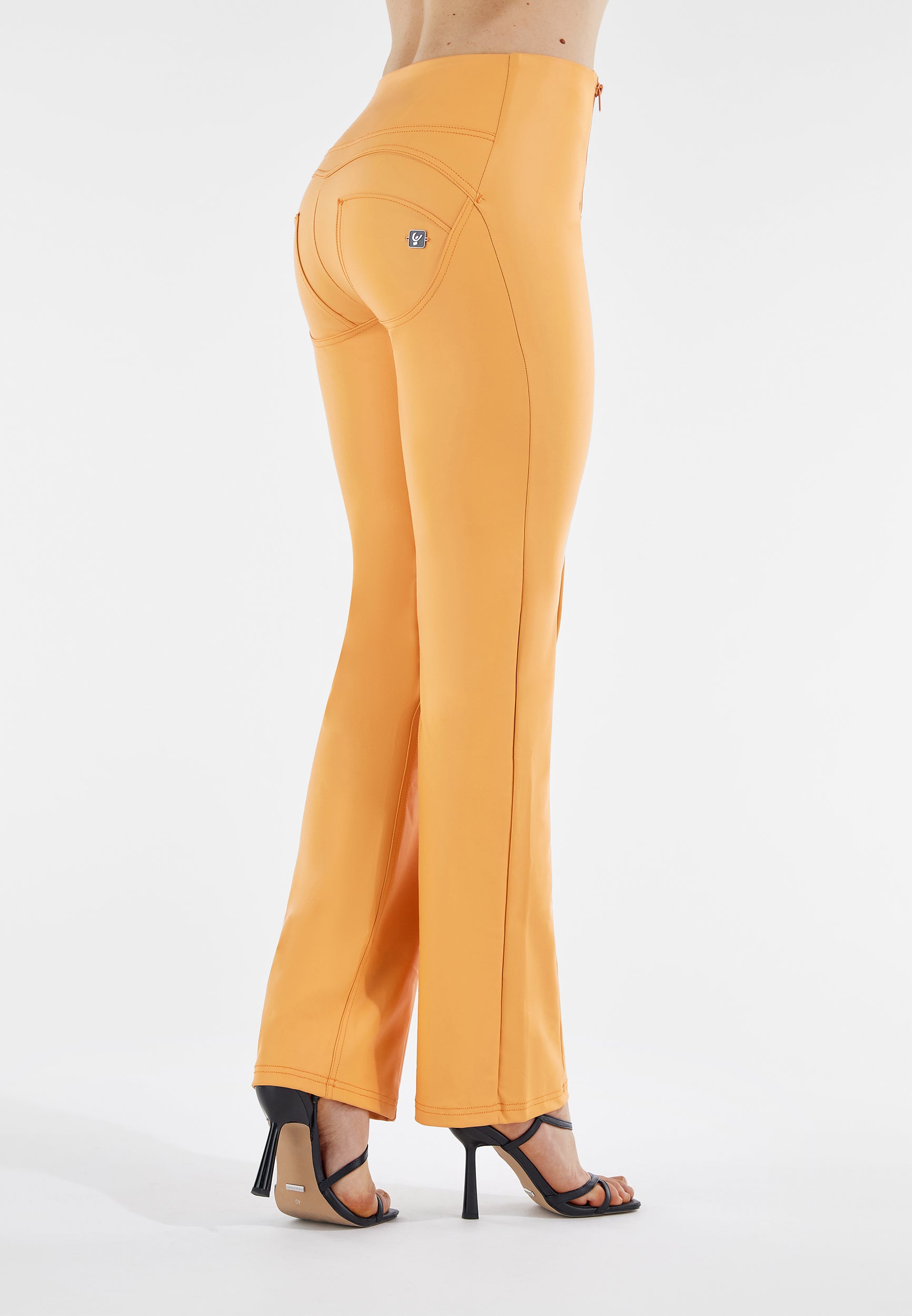 freddy-wr-up-pantaloni-wide-leg-vita-alta-doppia-zip-in-similpelle image 2