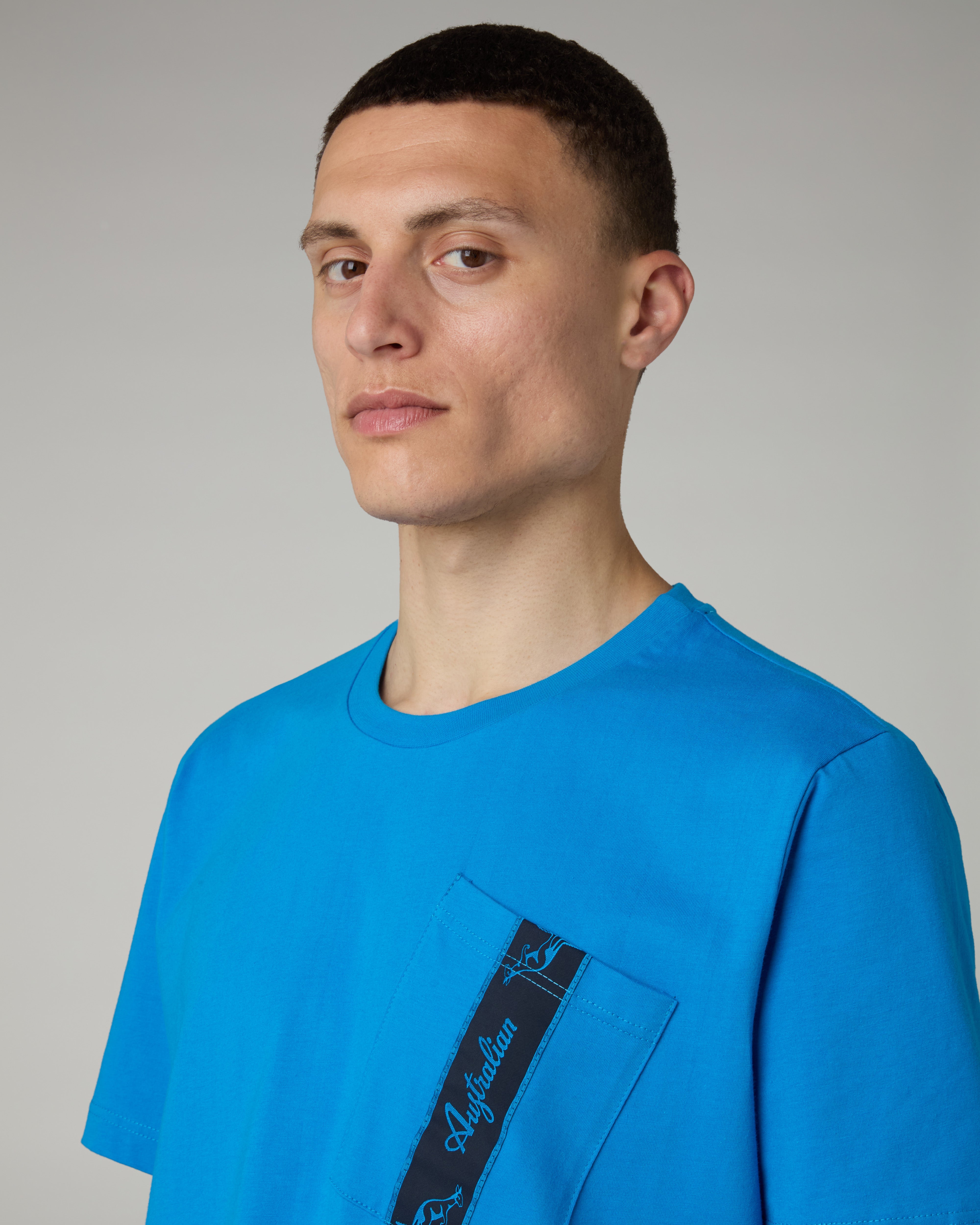 australian-pocket-t-shirt-maglia-cotone-blu-capri-con-tasca image 4
