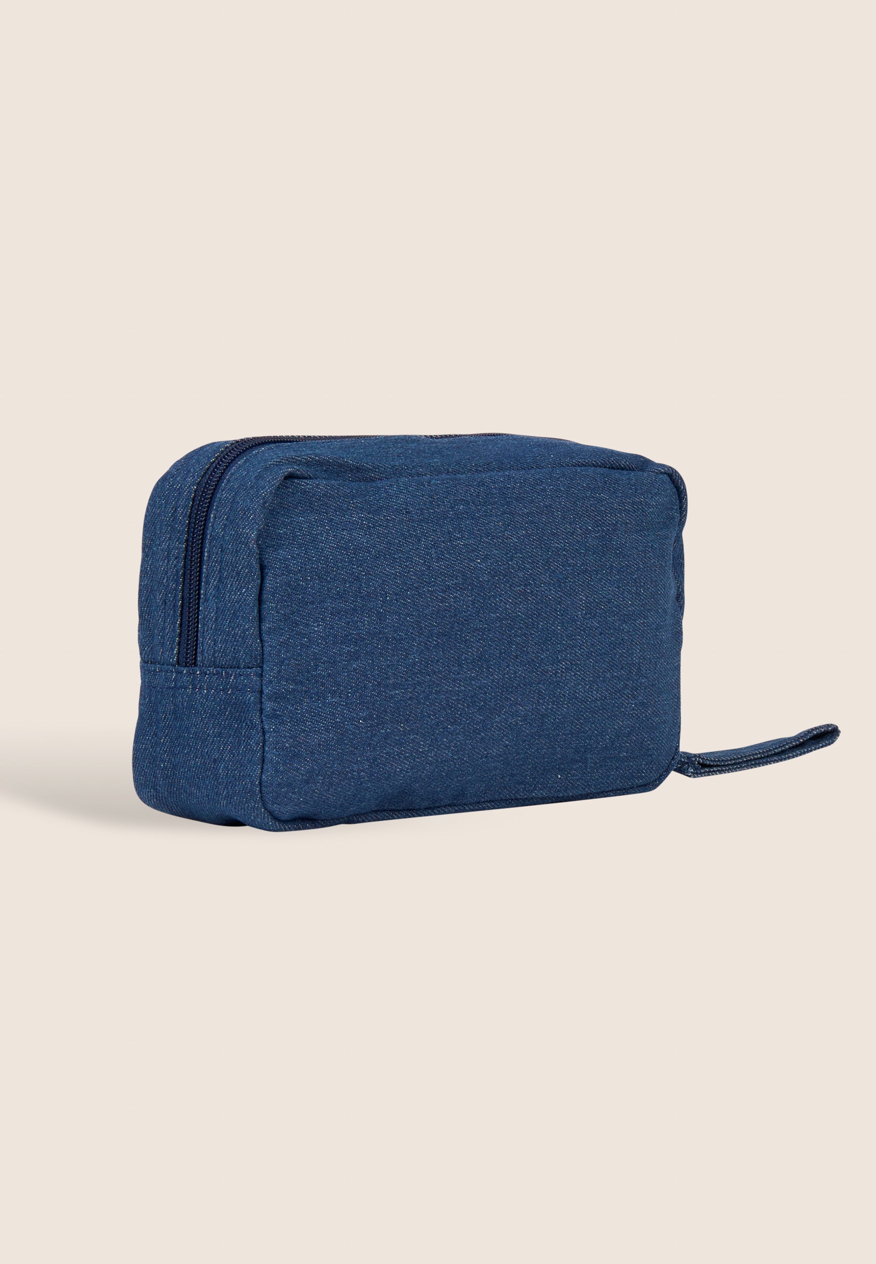 freddy-trousse-in-denim-25x8x14-cm-con-laccetto-e-logo image 4
