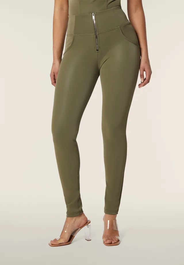 freddy-pantaloni-wr-up-vita-alta-in-similpelle-effetto-lucido image 1