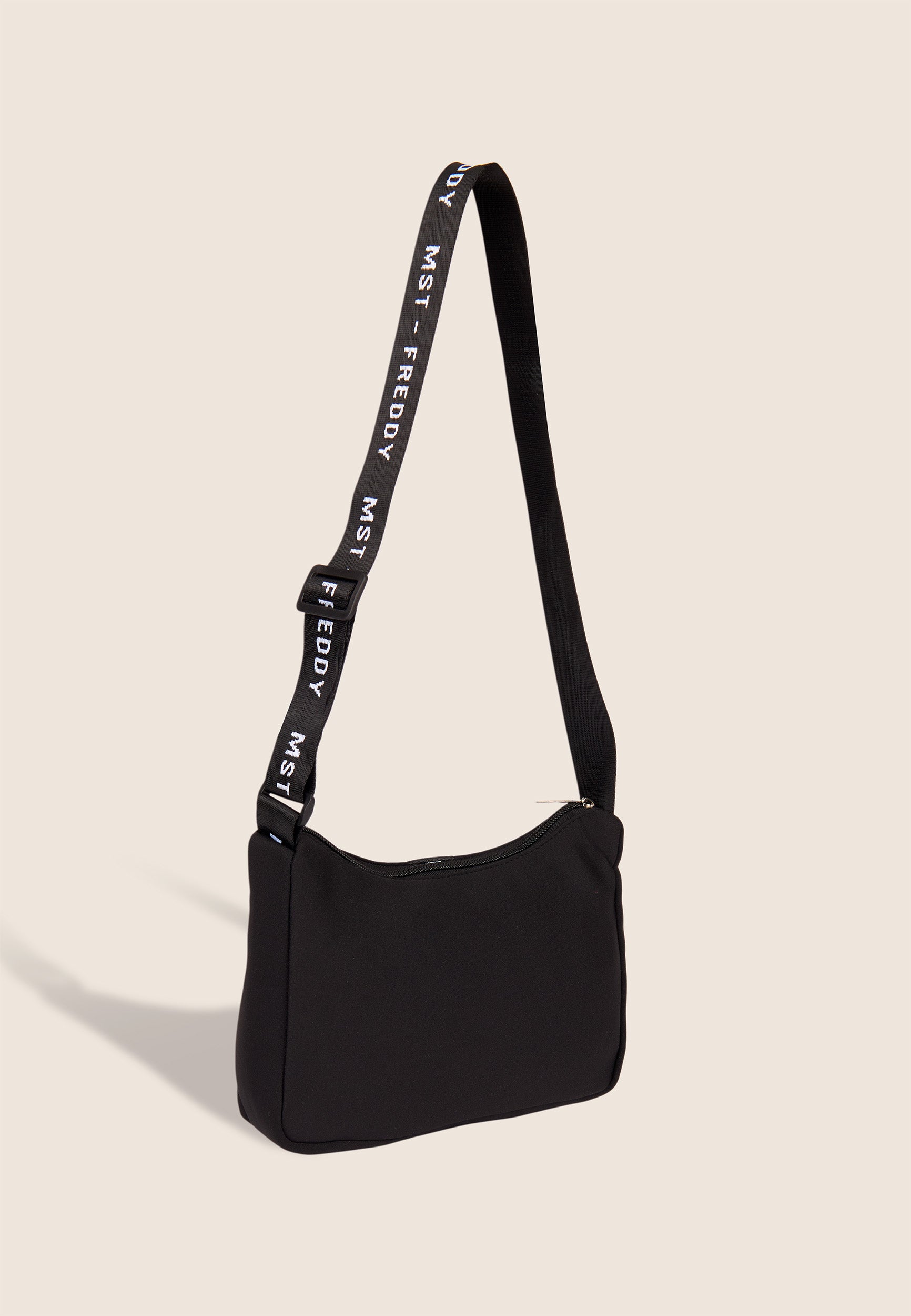 freddy-borsa-a-tracolla-in-neoprene-24x15x7-cm-con-logo-mst image 4