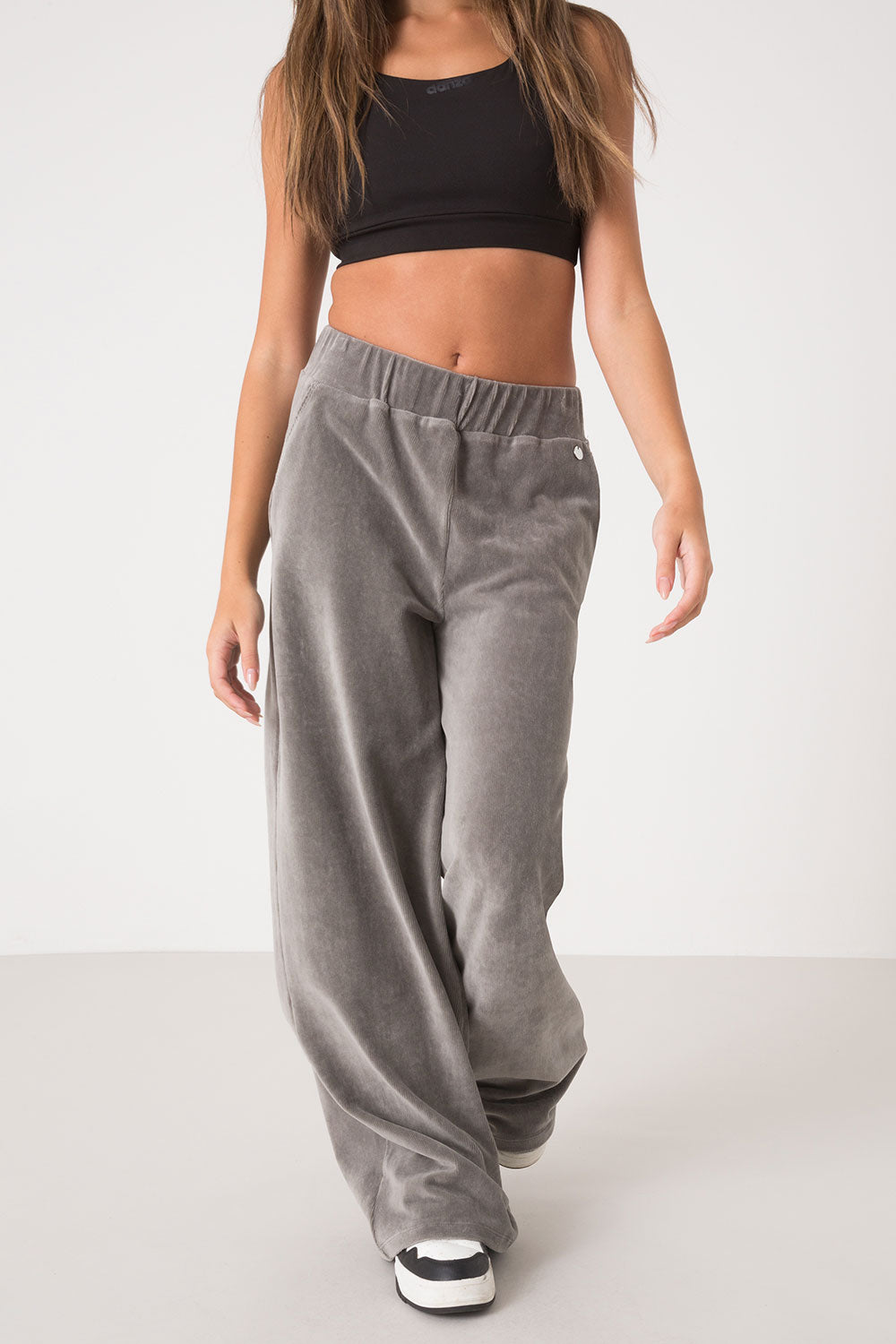 dimensione-danza-pantalone-ampio-in-velluto-leggero-a-coste-donna image 5