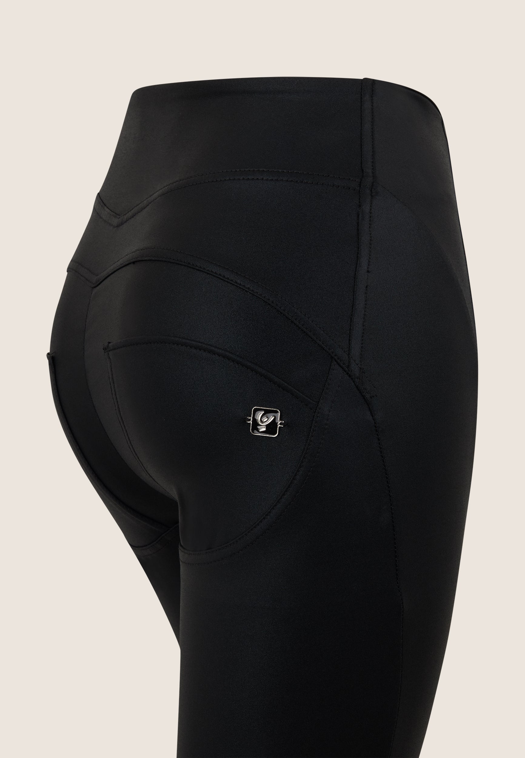 freddy-pantaloni-wr-up-vita-alta-superskinny-effetto-wet-traspirante image 7