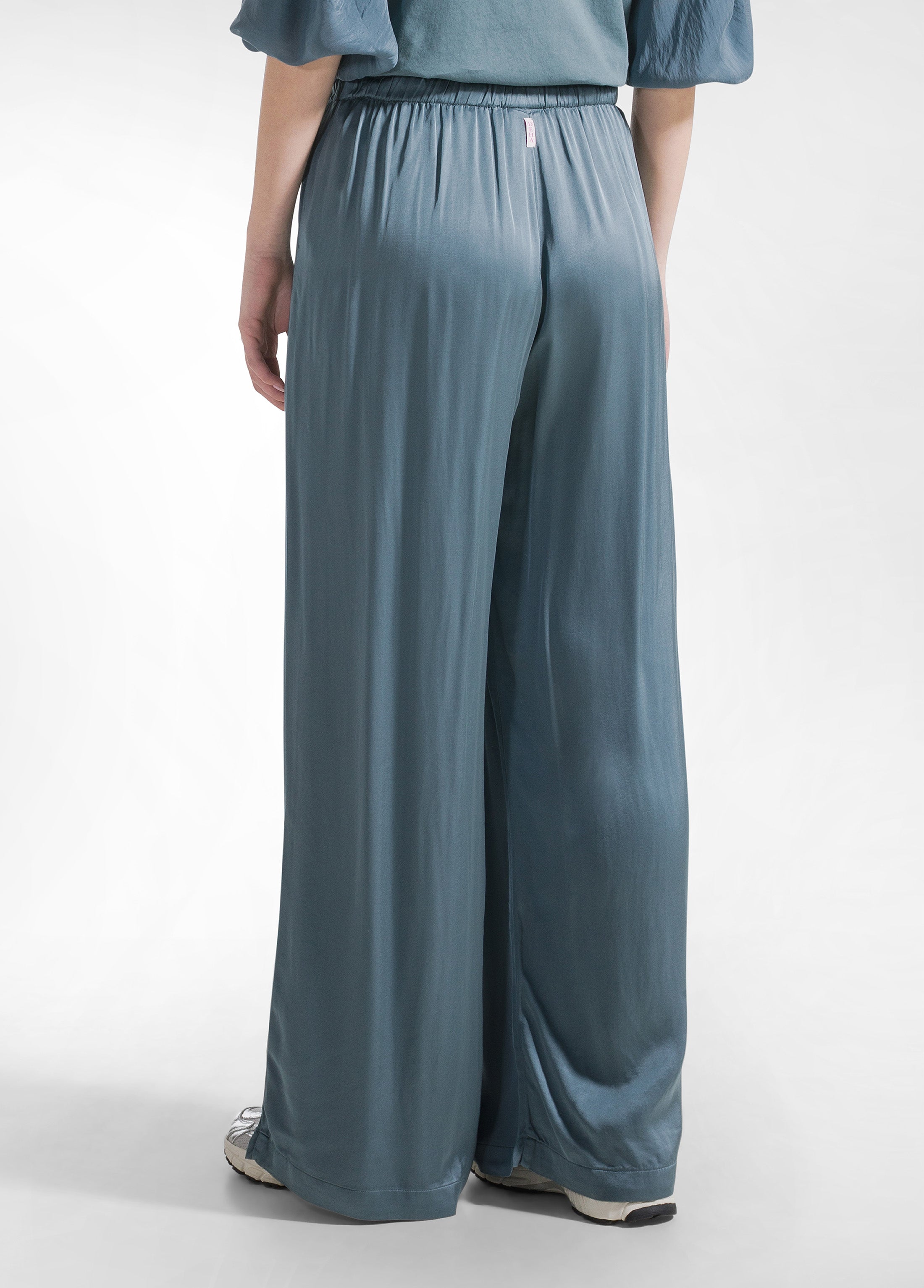 deha-pantaloni-palazzo-in-satin-verde image 3