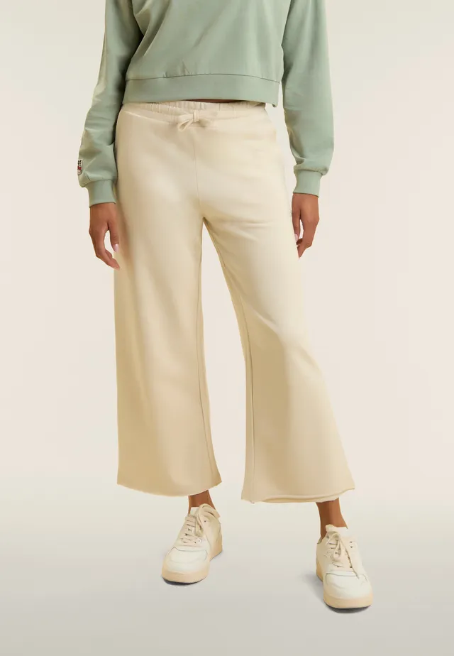 freddy-pantaloni-cropped-wide-leg-hello-kitty-french-terry-cotone image 1