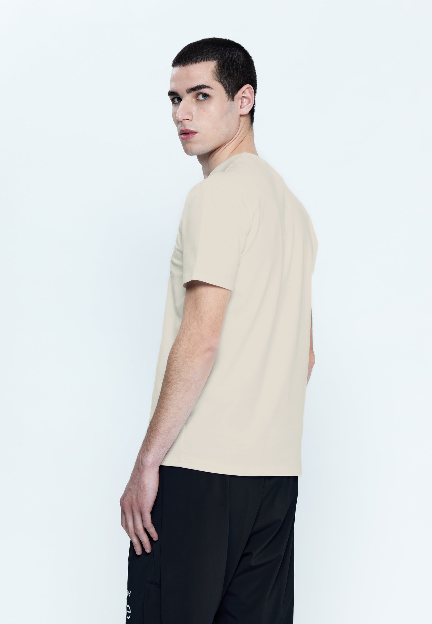 freddy-t-shirt-unisex-girocollo-elite-ricamo-nero image 5
