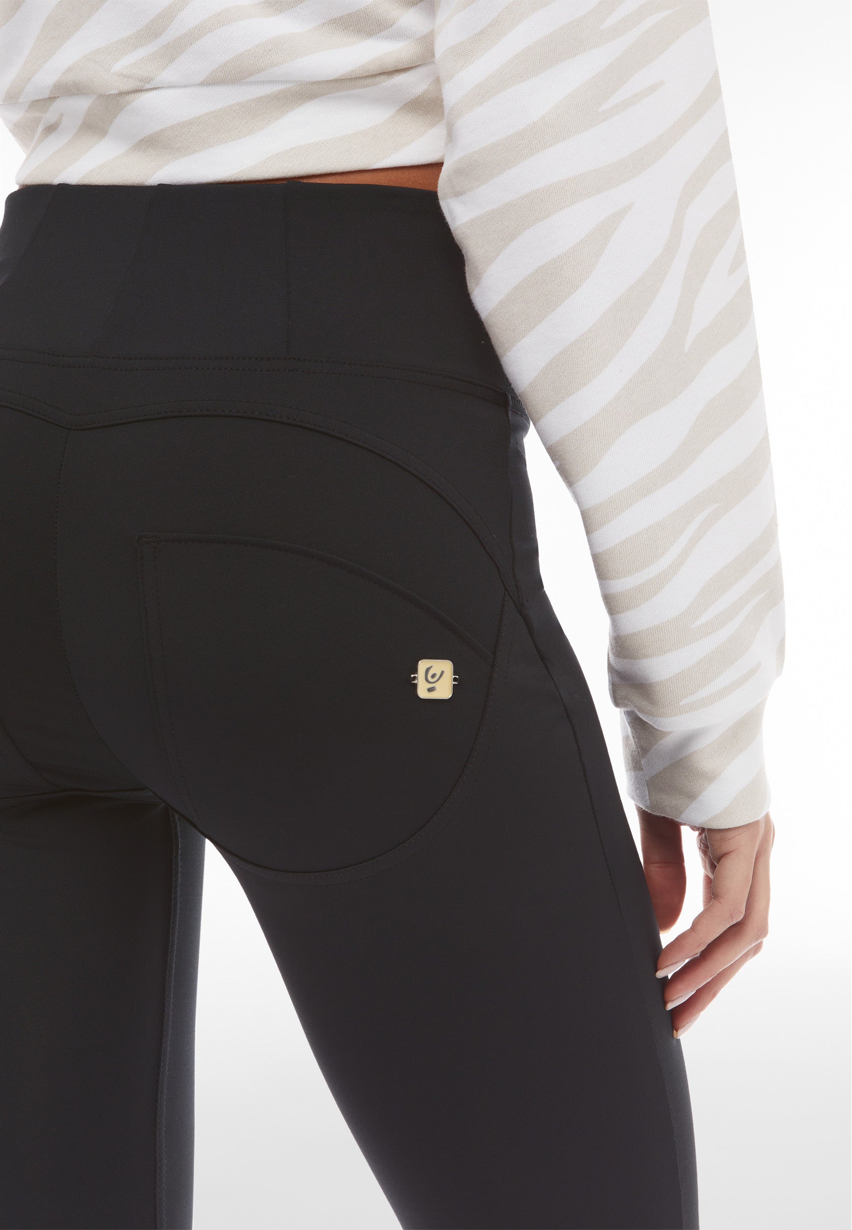freddy-wr-up-push-up-vita-alta-d-i-w-o-superskinny-7-8-pantaloni-donna-traspiran image 5