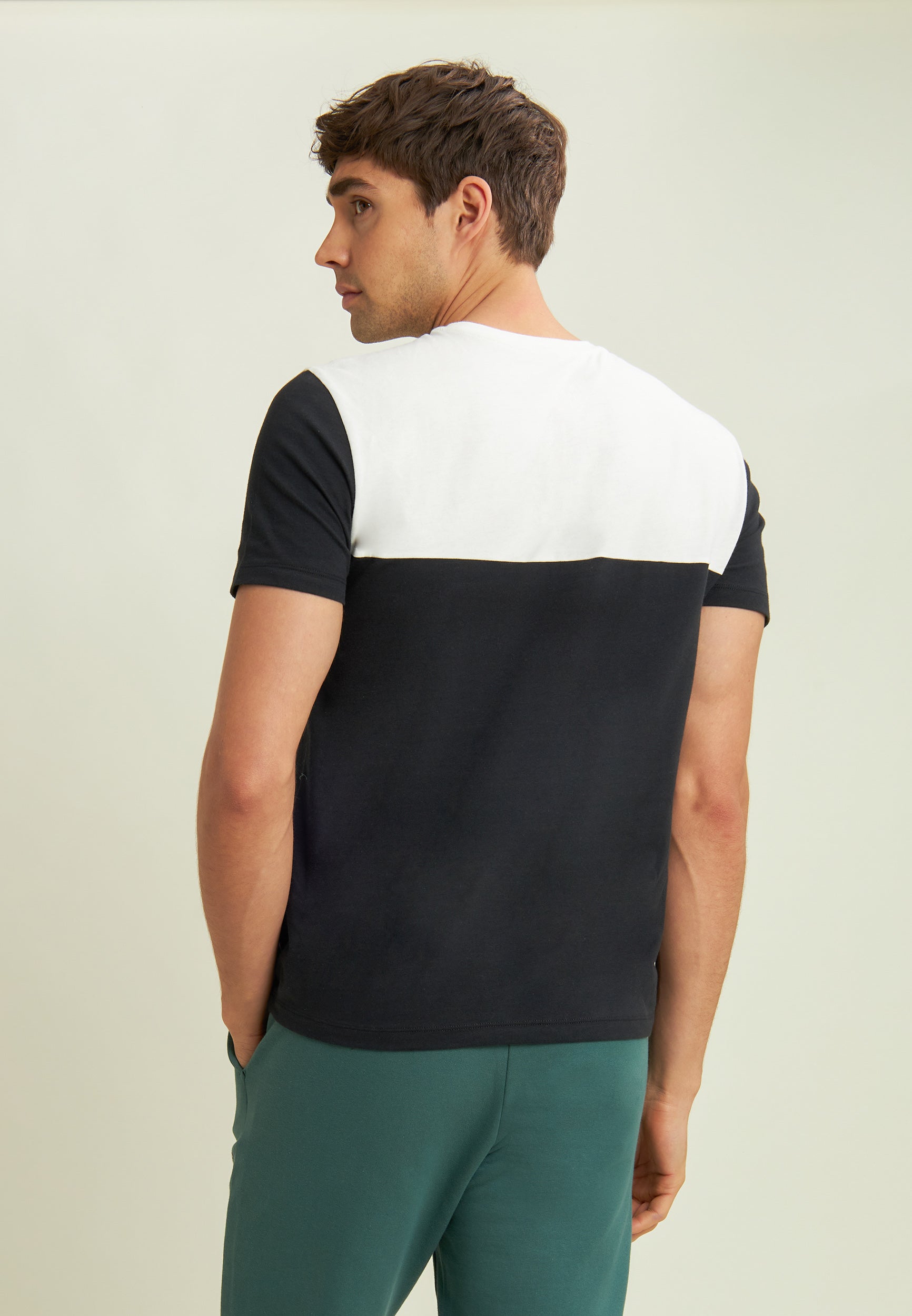freddy-t-shirt-uomo-colour-block-con-stampa-spalla image 3
