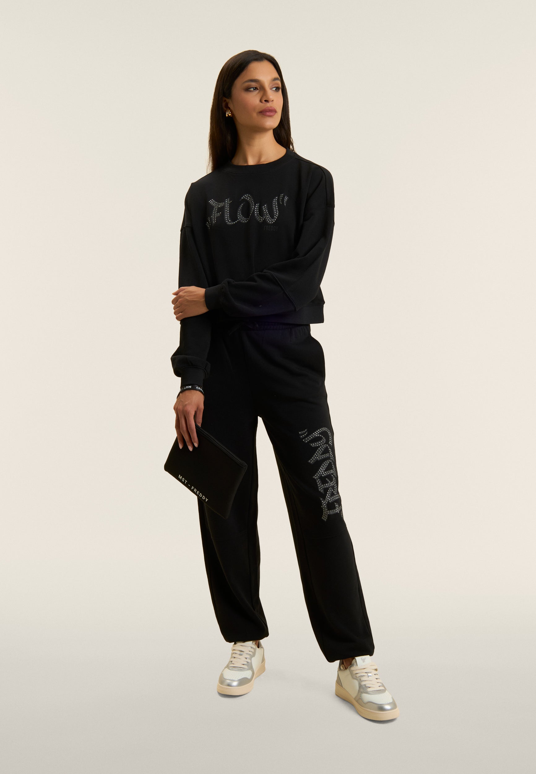 freddy-felpa-cropped-oversize-flow-con-borchie-french-terry image 2