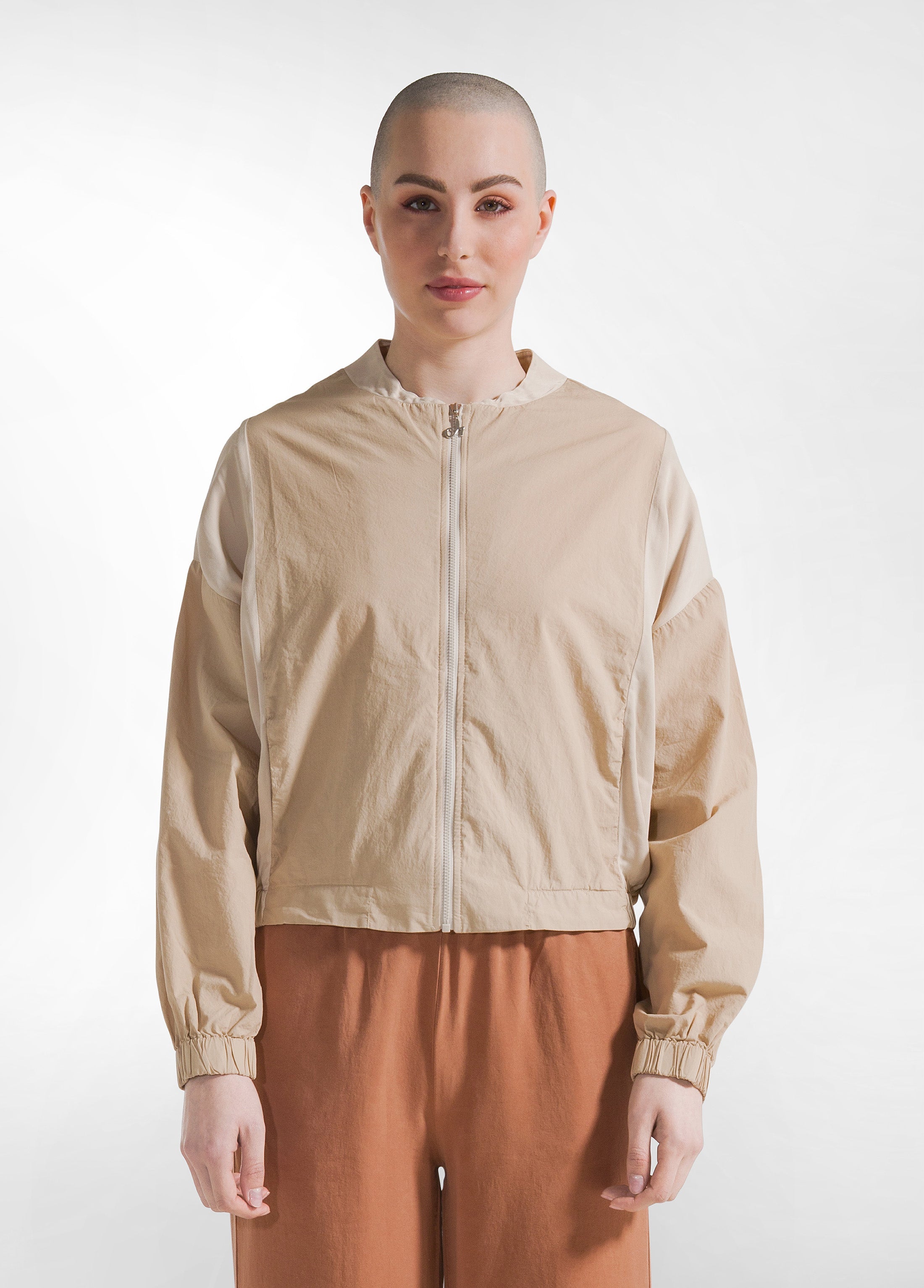 deha-d22600-giacca-bomber-in-popeline-beige image 1