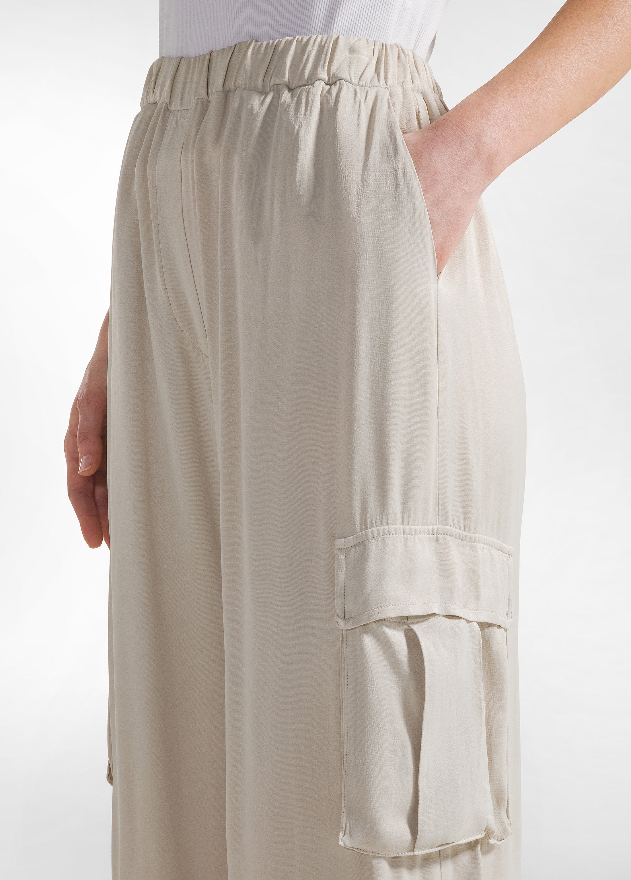 deha-pantalone-cargo-palazzo-in-raso-beige image 4