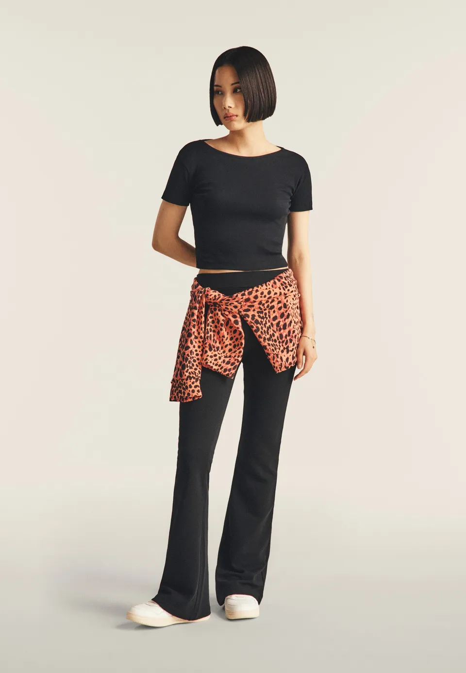 freddy-t-shirt-slim-fit-cropped-a-costine-con-apertura-sulla-schiena image 1
