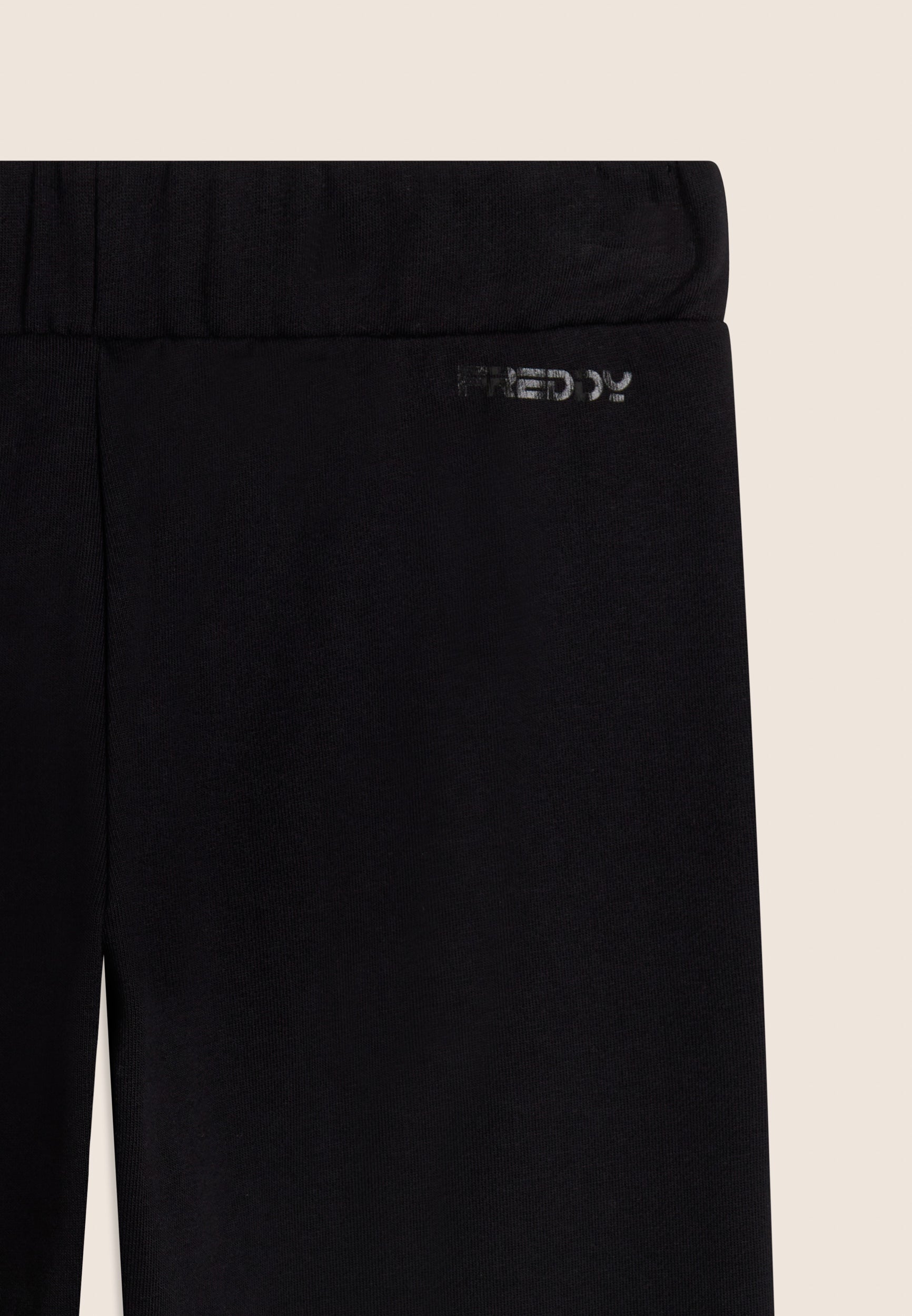 freddy-pantaloni-sportivi-uomo-gamba-dritta-in-french-terry-con-ricamo-traforato image 7