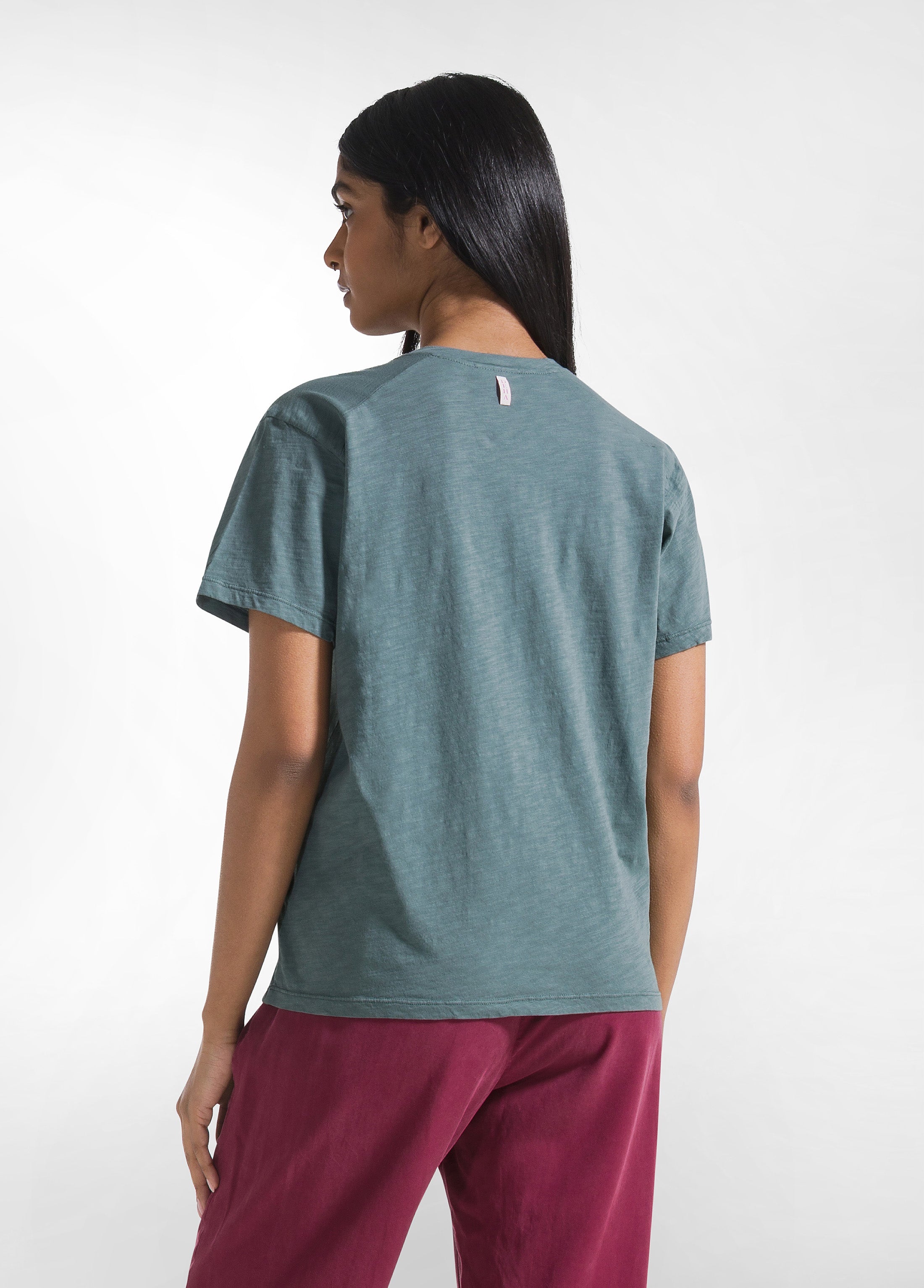 deha-t-shirt-flamm-scollo-ampio-verde image 2
