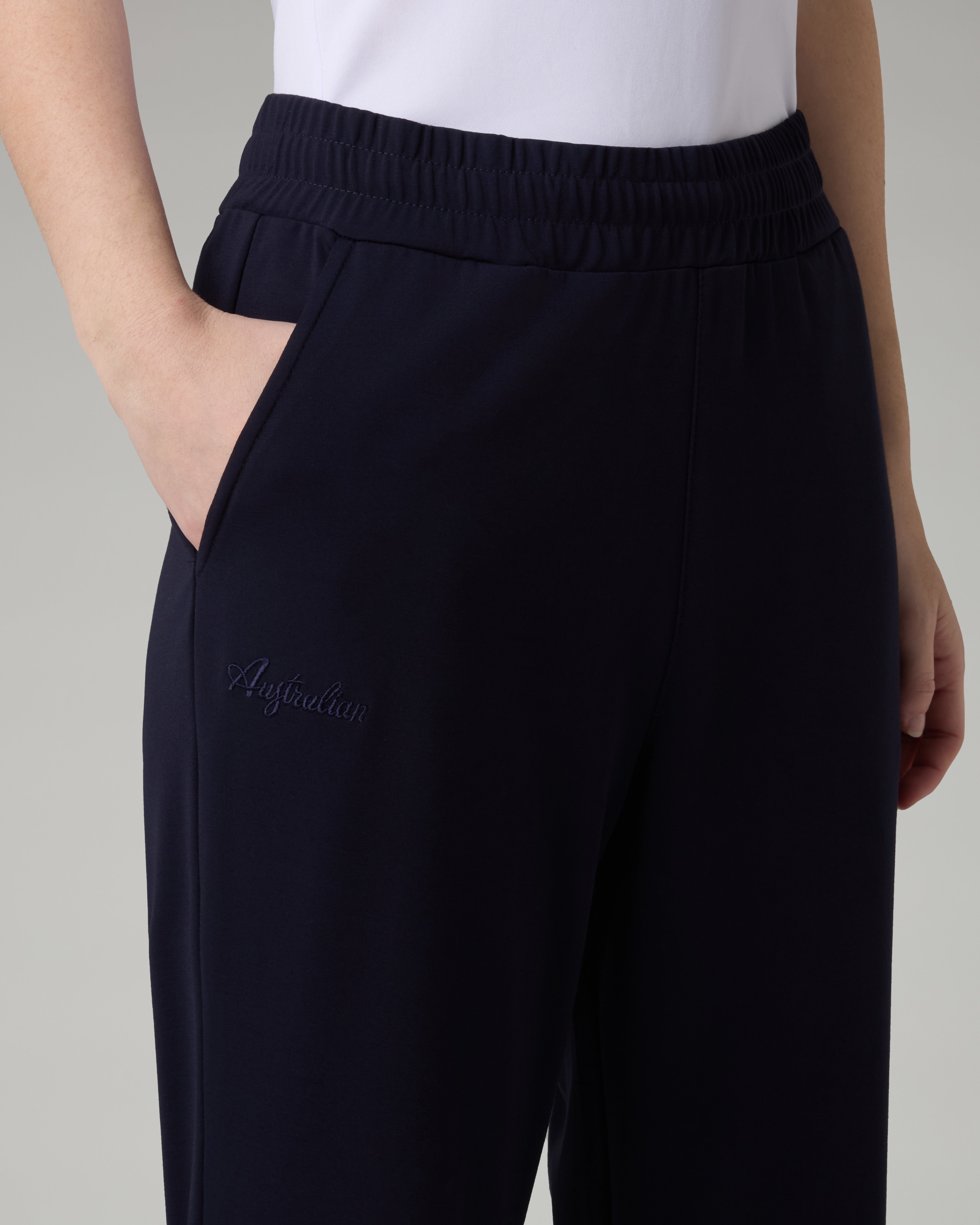 australian-grace-tracksuit-tuta-donna-flow-interlock-eclipse-blue-full-zip image 6