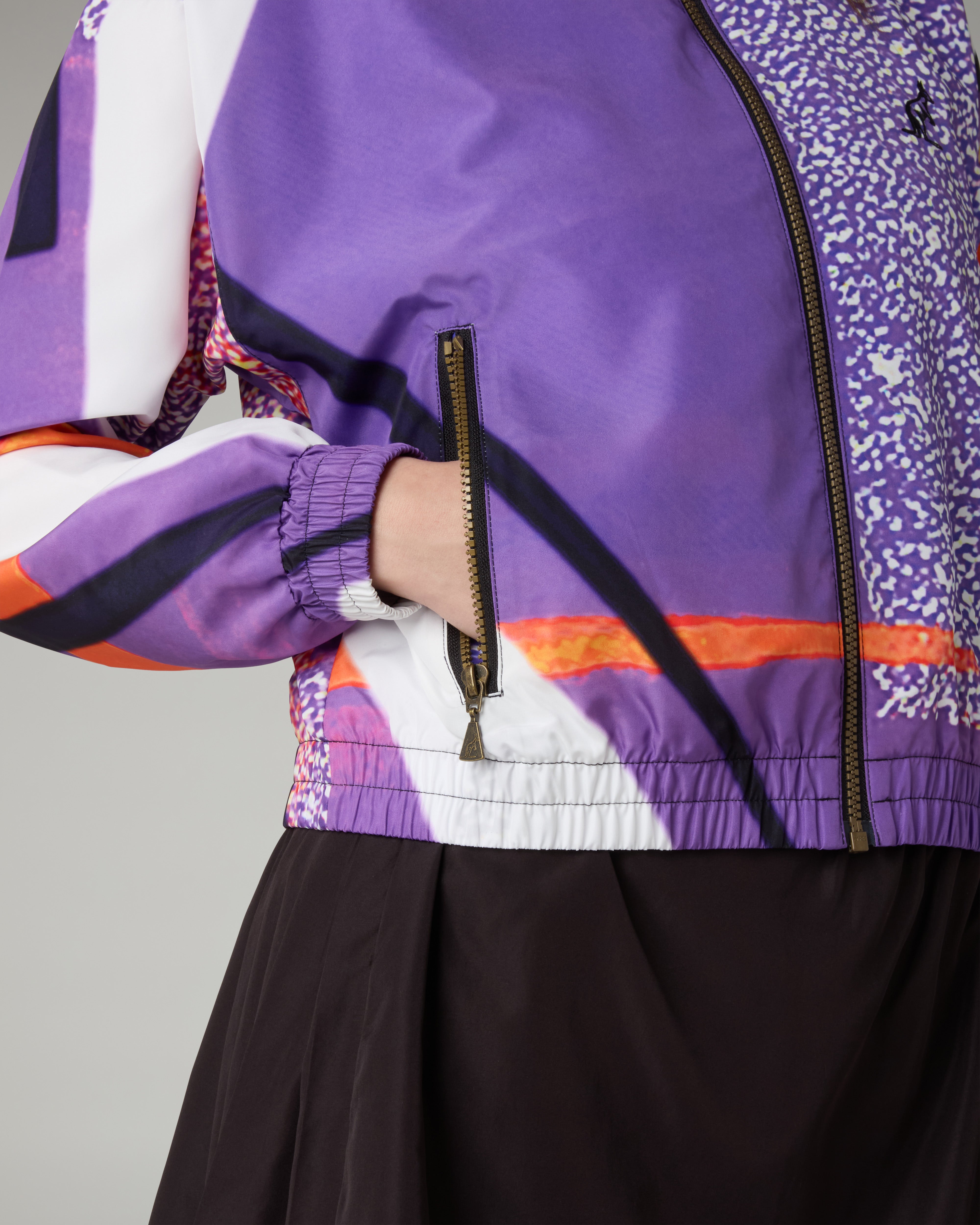 australian-shardy-cropped-track-jacket-donna image 5