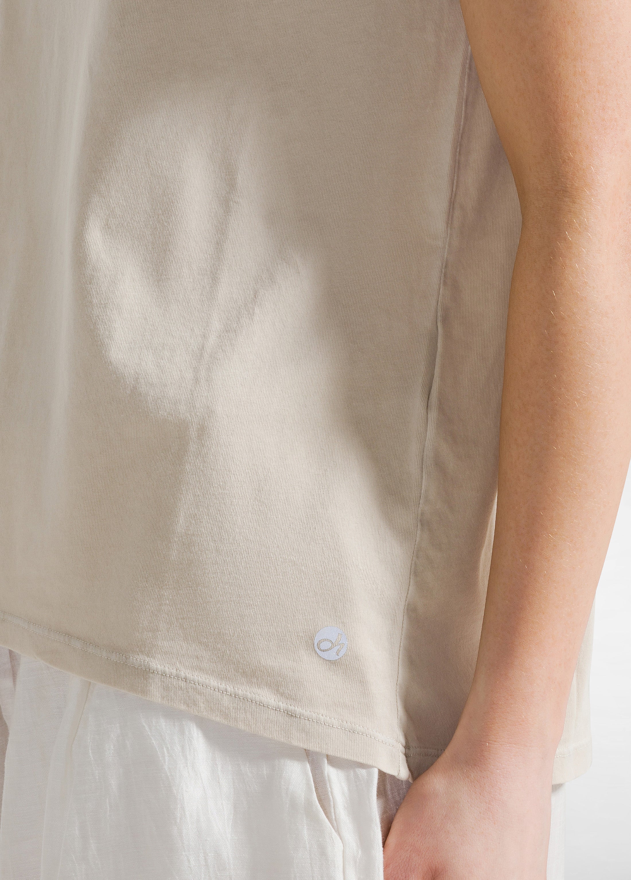 deha-t-shirt-effetto-marmorizzato-beige-girocollo image 3