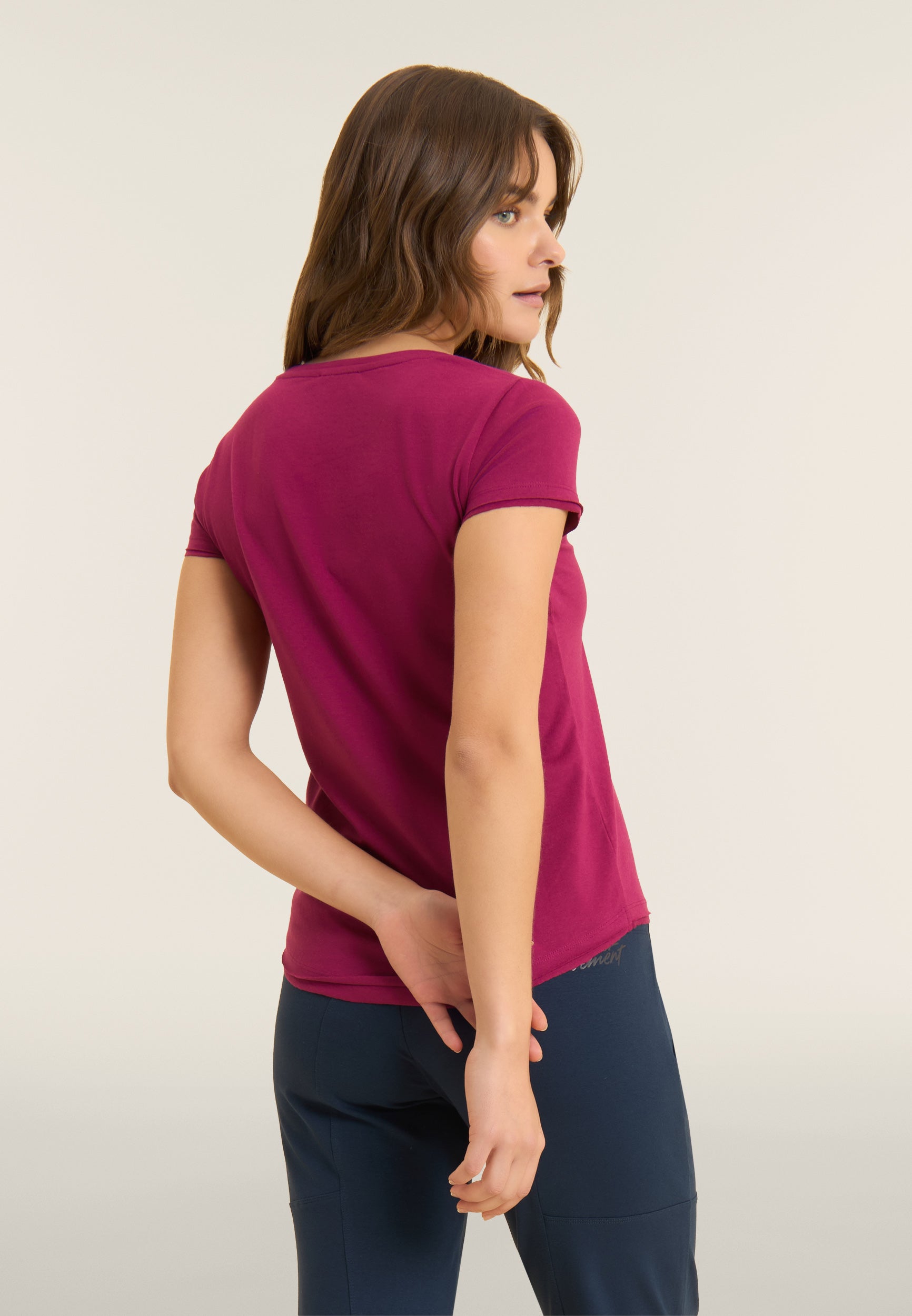 freddy-completo-t-shirt-e-pantalone-the-art-of-movement image 3