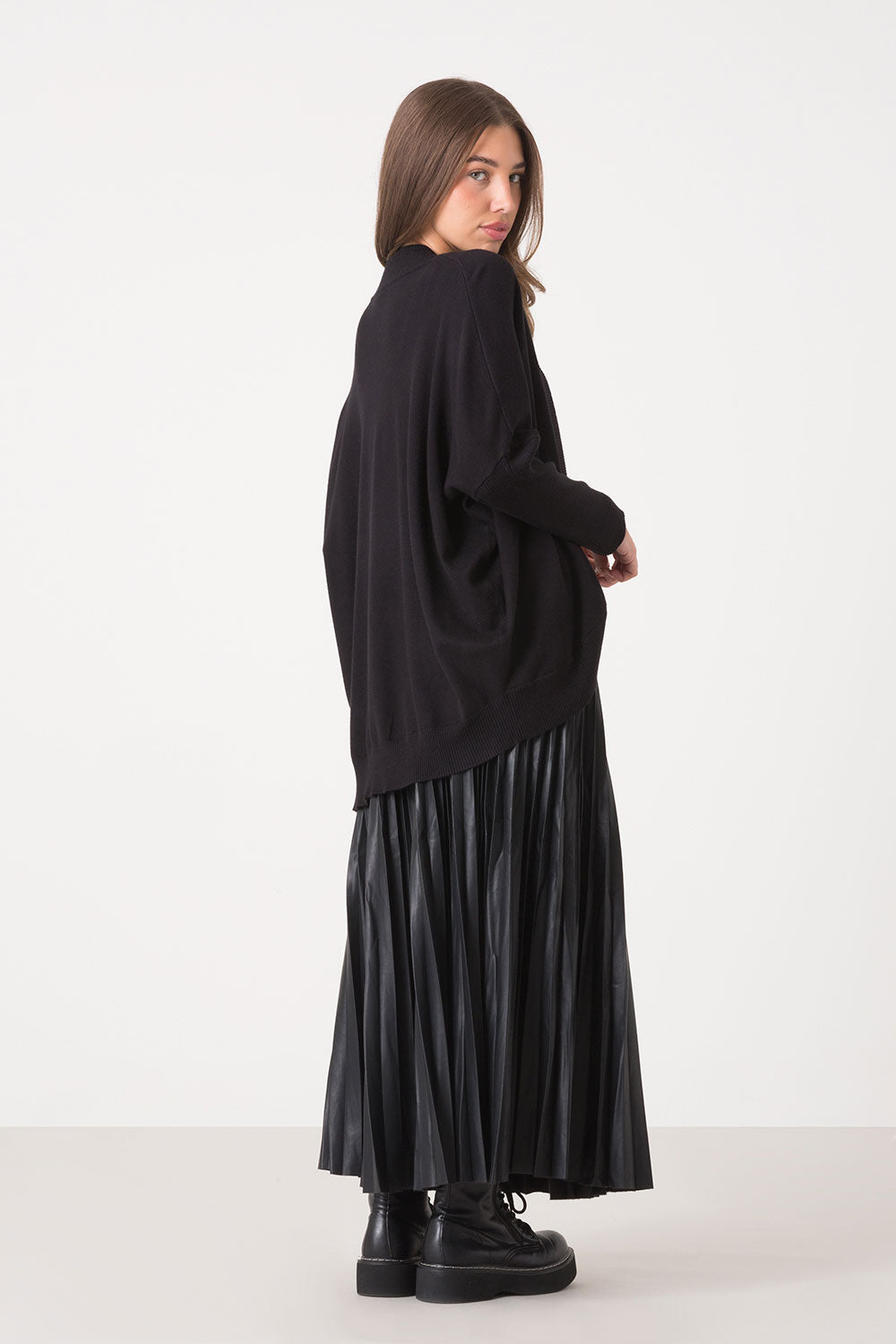 dimensione-danza-cardigan-maglieria-asimmetrico-donna image 7