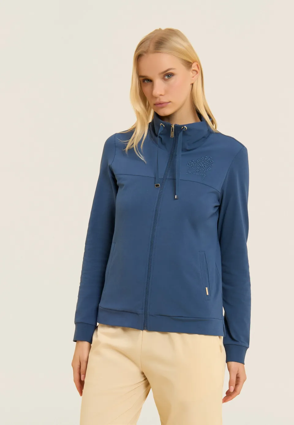 freddy-felpa-zip-collo-alto-ricami-floreali-donna image 1
