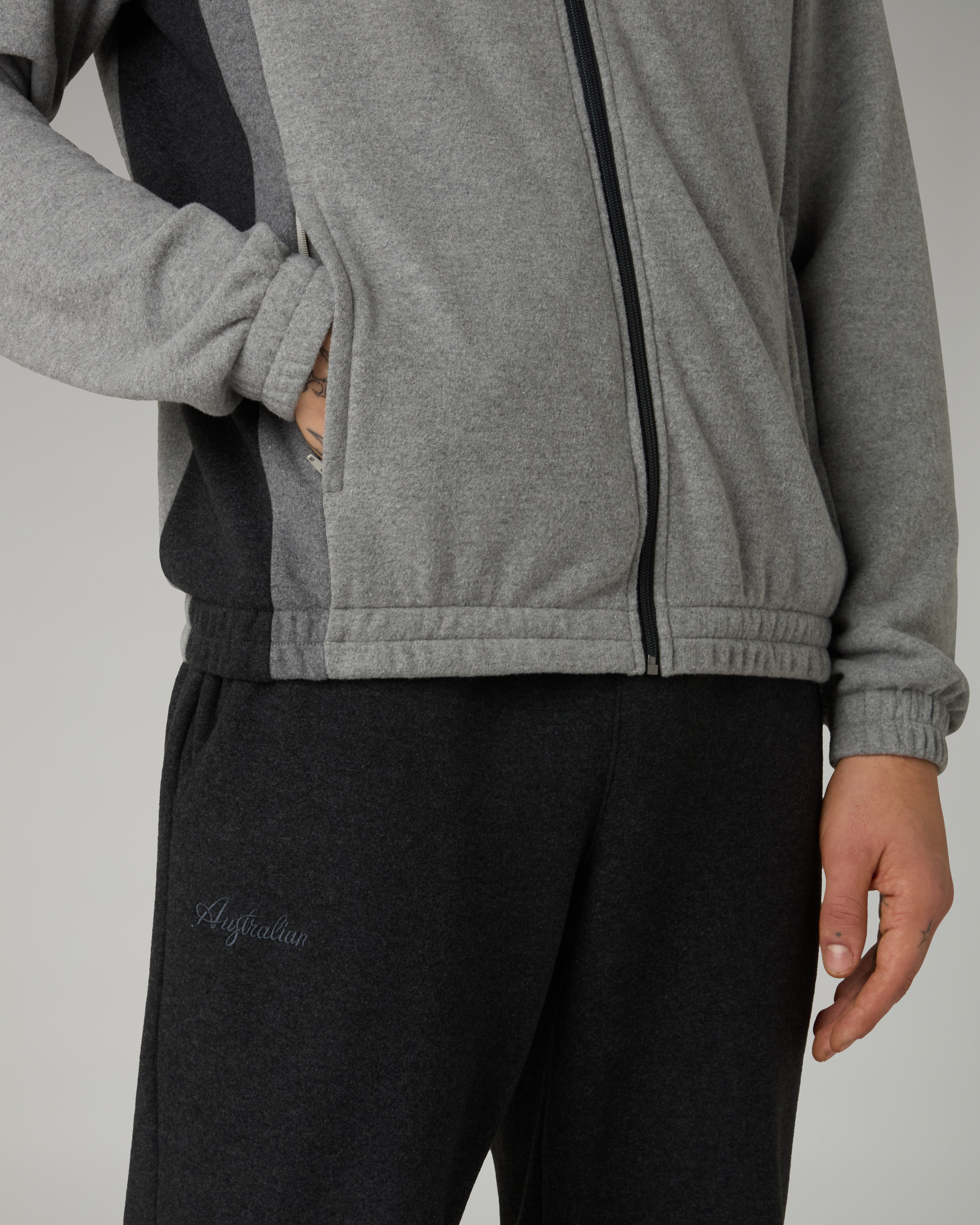 australian-legacy-tuta-softech-grigio-melange image 5