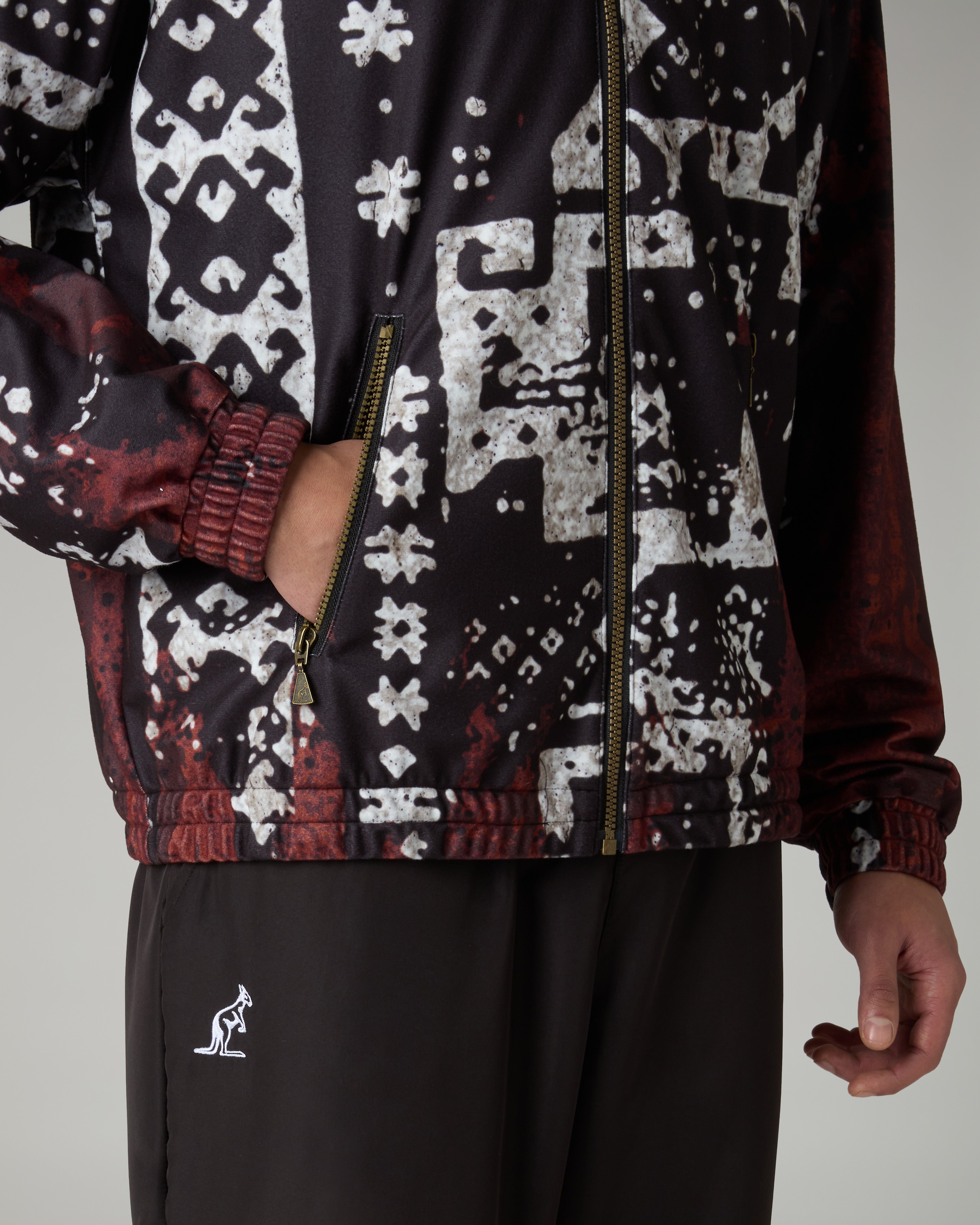 australian-arak-printed-track-jacket-giacca-sportiva-nera image 5