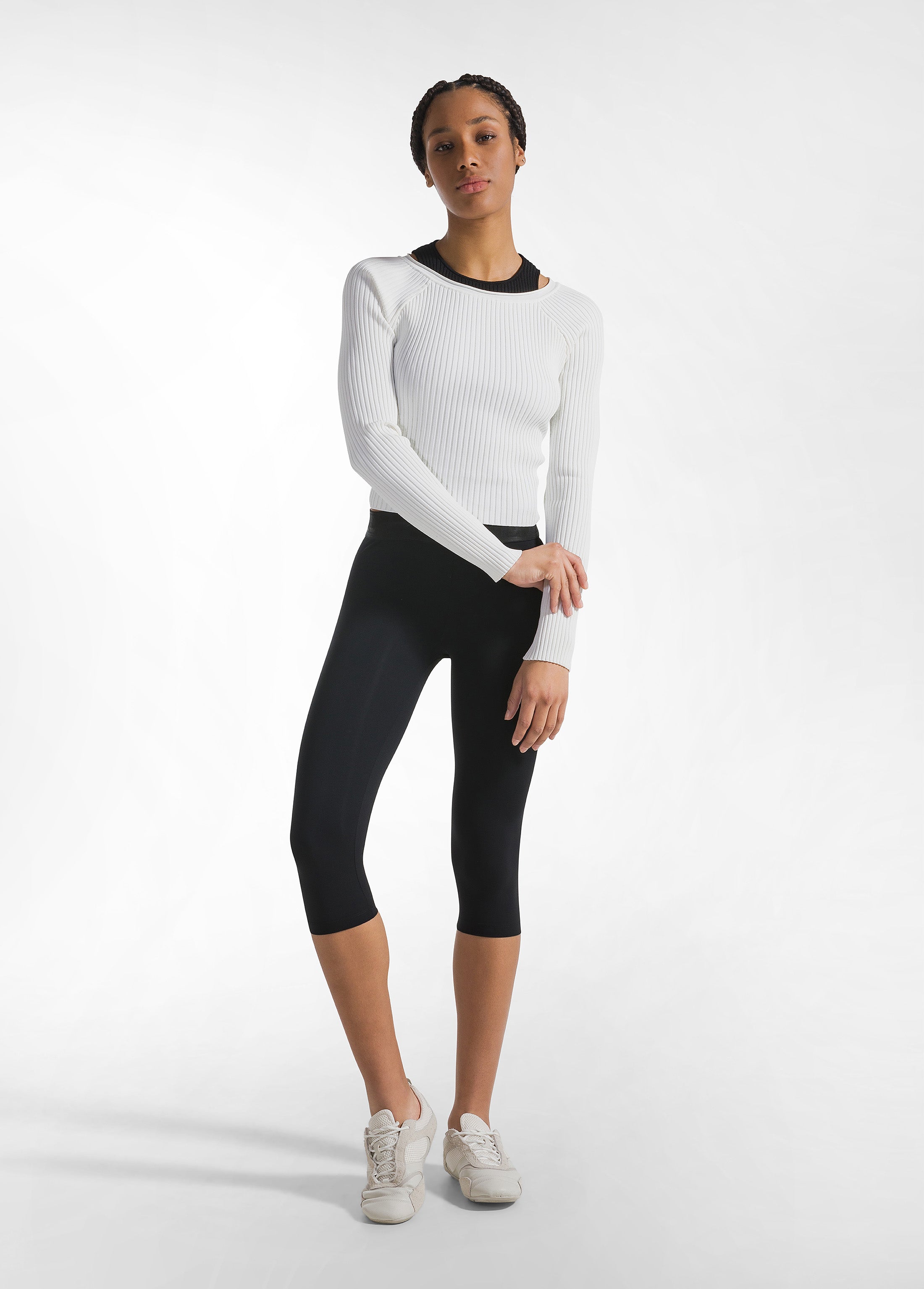 deha-top-incrociato-a-coste-in-maglia-di-rayon-bianco image 4