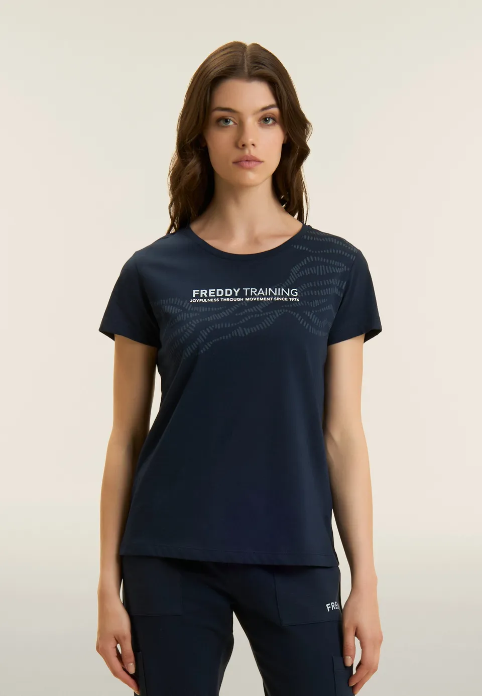 freddy-training-t-shirt-con-motivo-grafico-in-cotone image 1