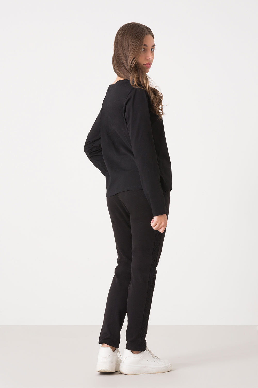 dimensione-danza-t-shirt-donna-manica-lunga-jersey-stretch-con-inserto-v-in-pizz image 2